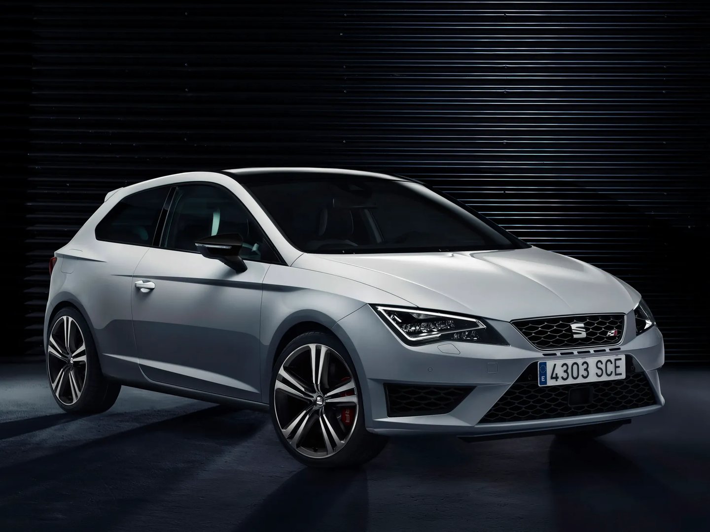 SEAT_Leon_Cupra_3_generation__Hatchback_3-door__1.jpg