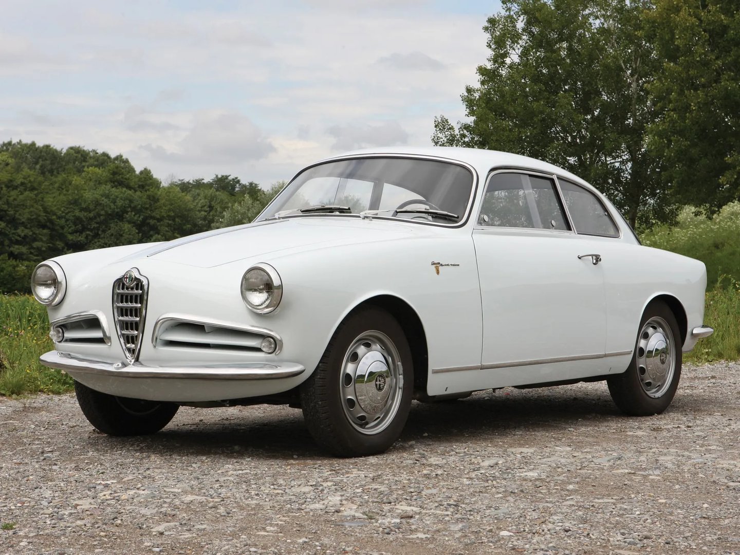 Alfa Romeo_Giulietta_1_generation__Coupe__6.jpg