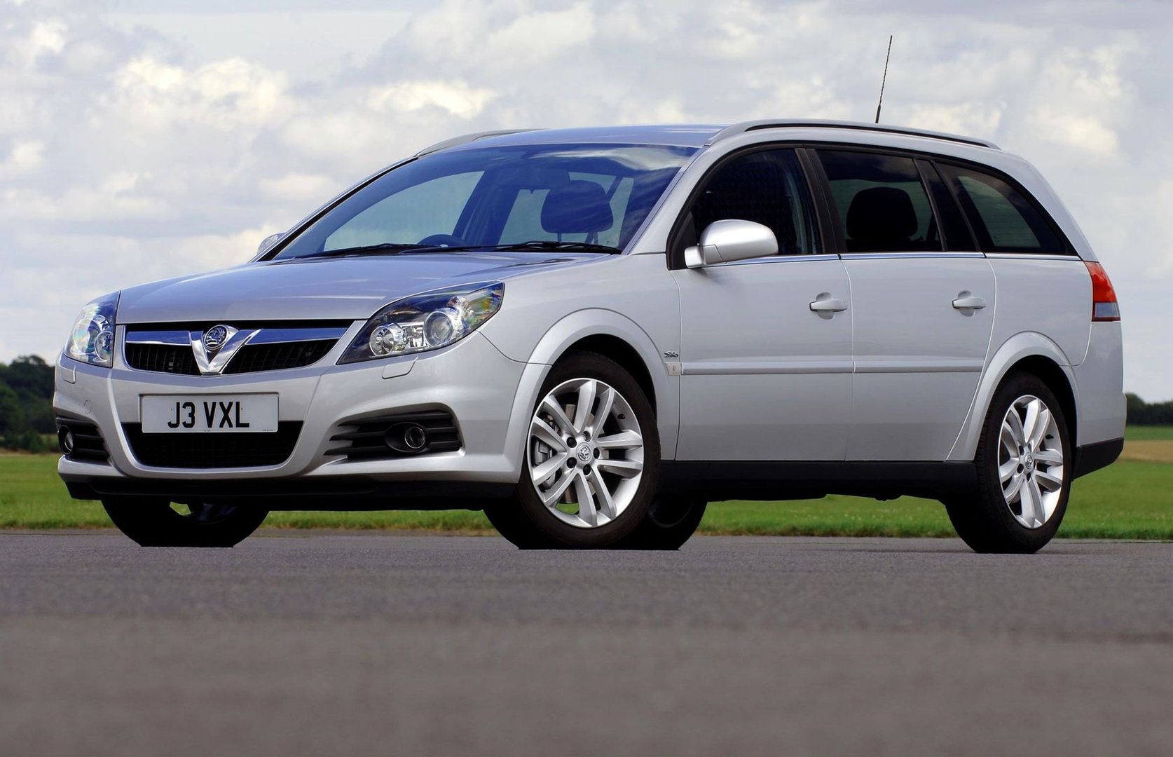Vauxhall Vectra 3 generation  Estate 5-door 