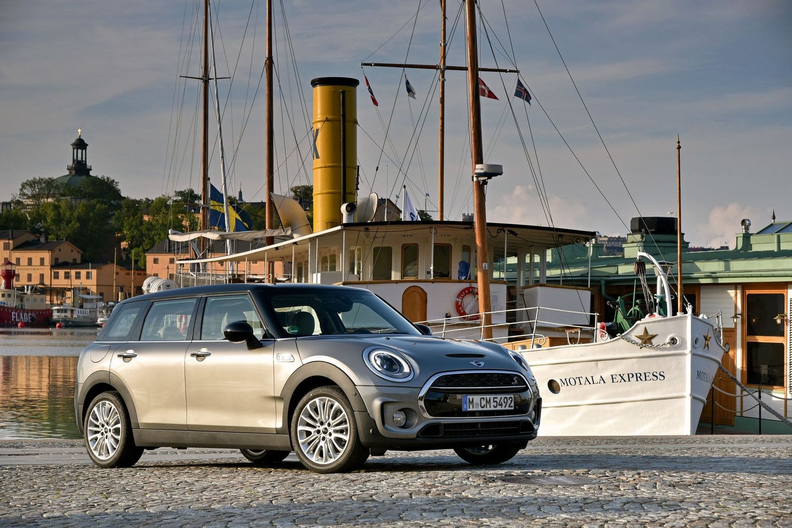 mini_Clubman_2_generation__Estate_5-door__20.jpg