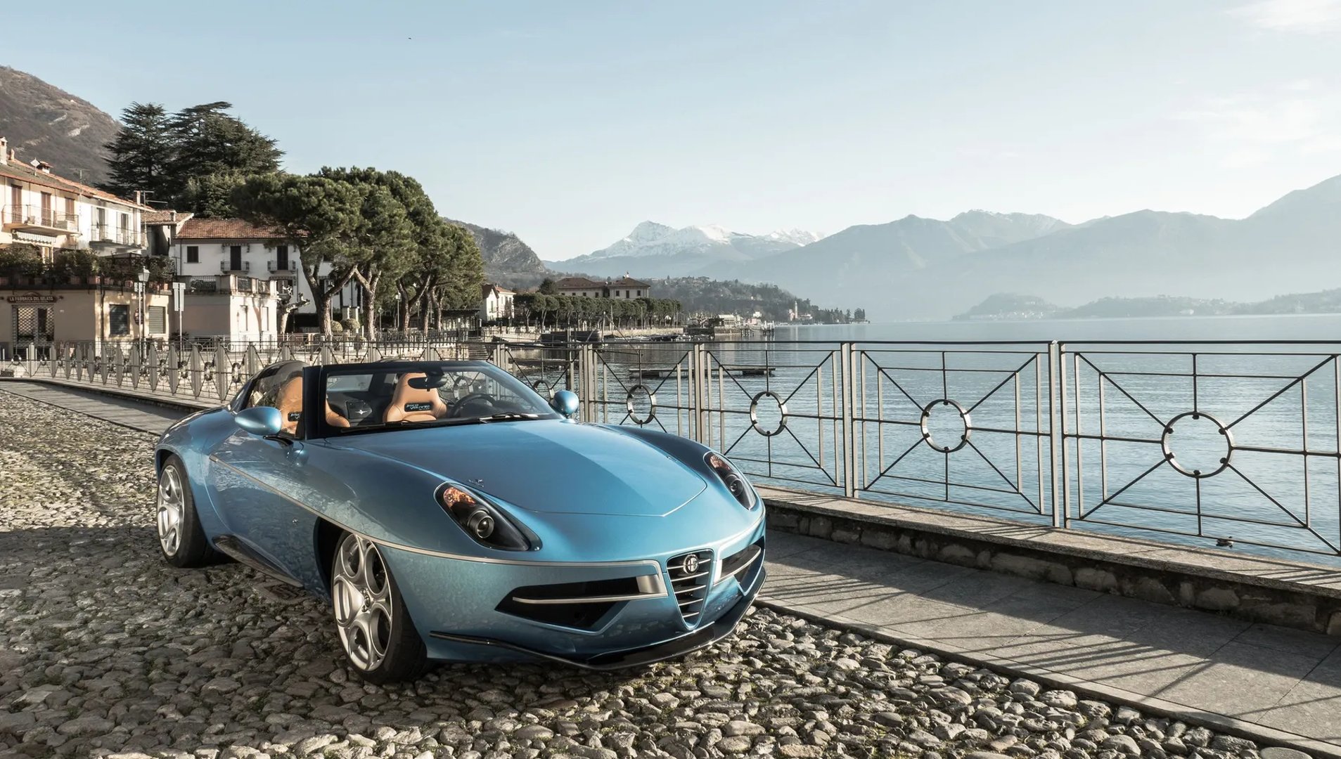 Alfa Romeo_Disco_Volante_1_generation__Roadster__3.jpg