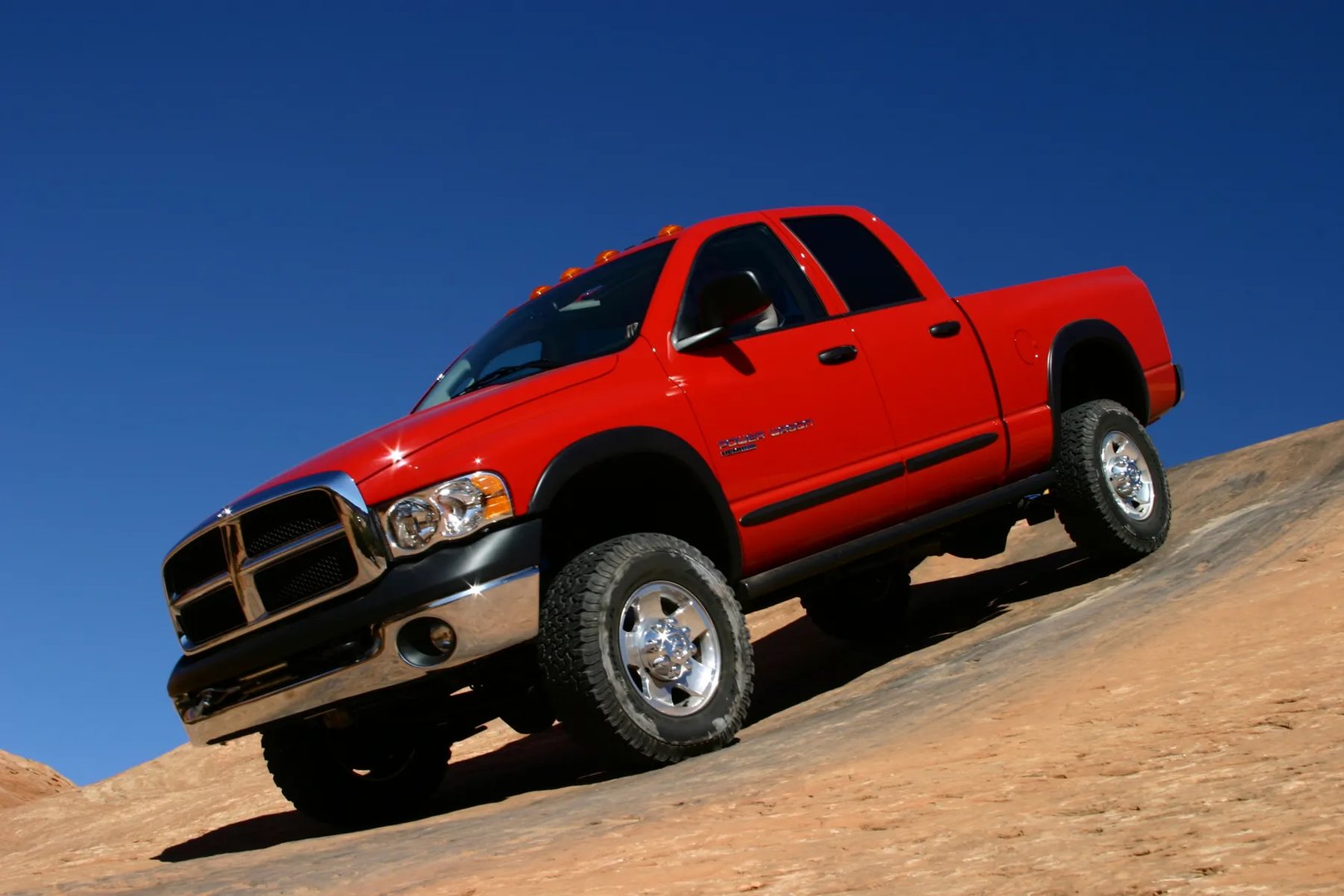 Dodge_RAM_3_generation__Pickup_double-cab__10.jpg