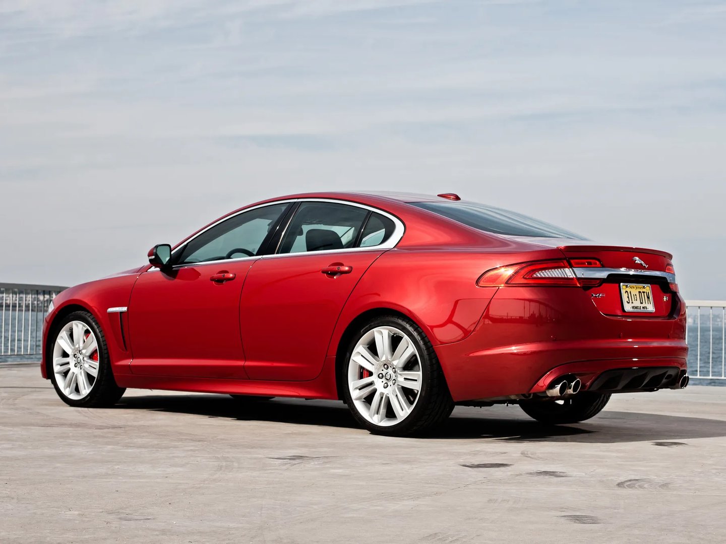 Jaguar_XFR_1_generation_restyling__Sedan__8.jpg