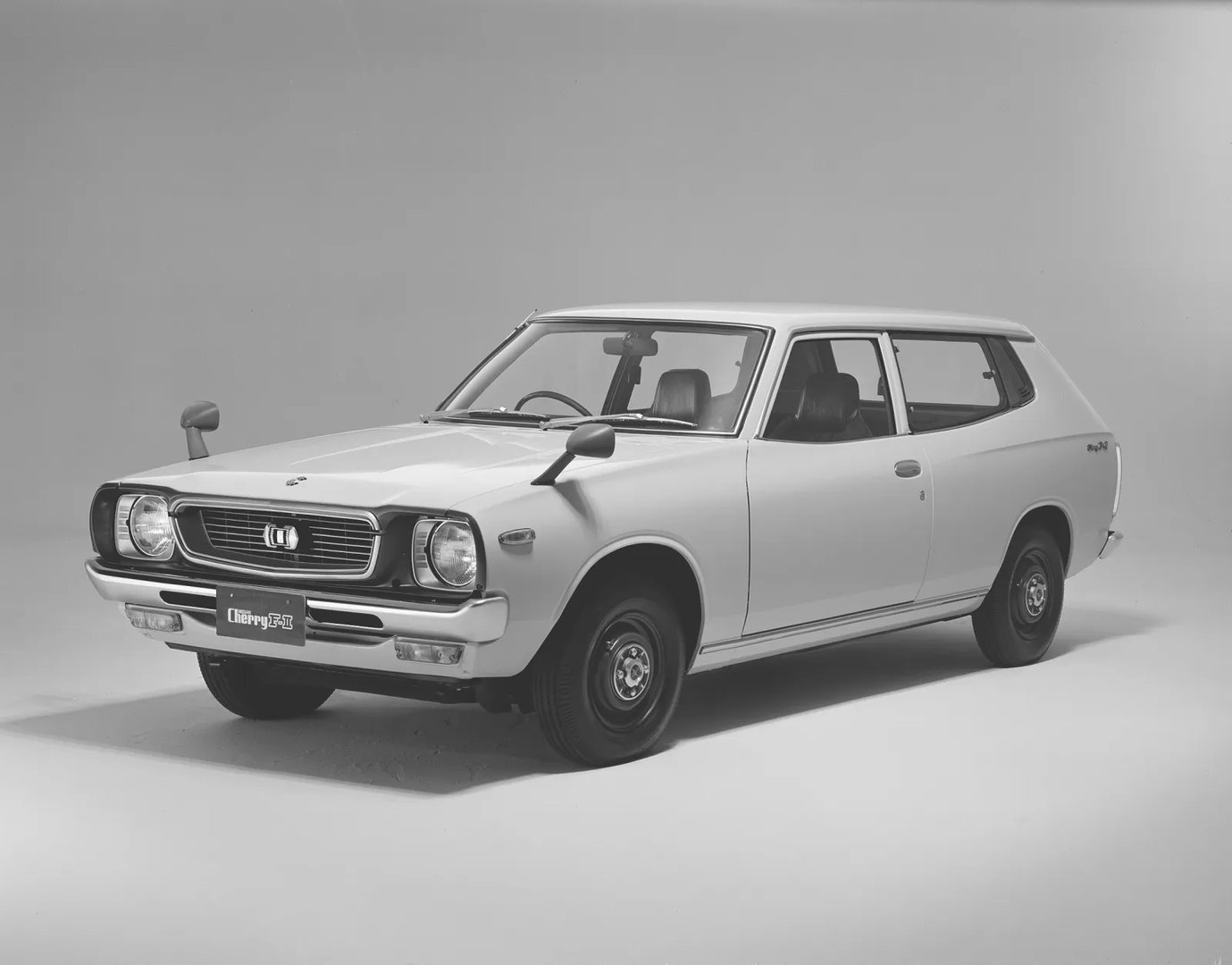 Nissan_Cherry_2_generation__Estate_3-door__1.jpg