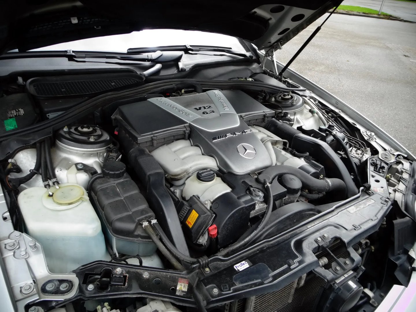 Mercedes_CL-Class_AMG_1_generation__Coupe_Hardtop__11.jpg