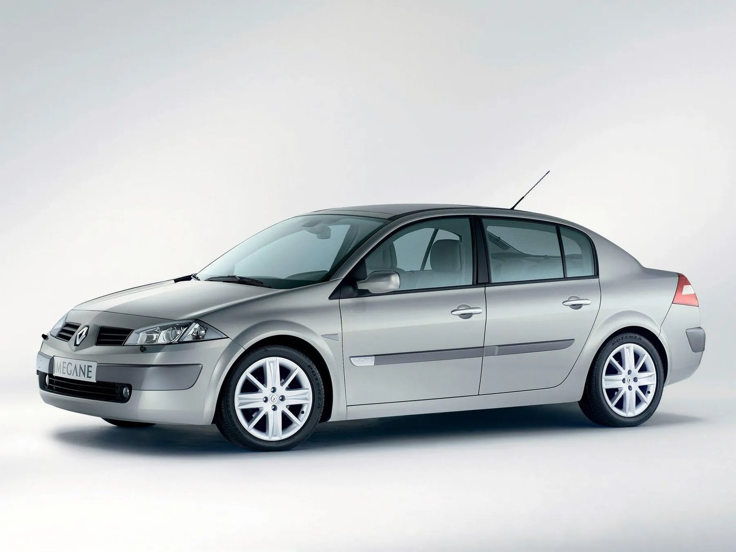 LM08, LM0B, LM0C, LM0F, LM0G, LM0U, LM  Sedan