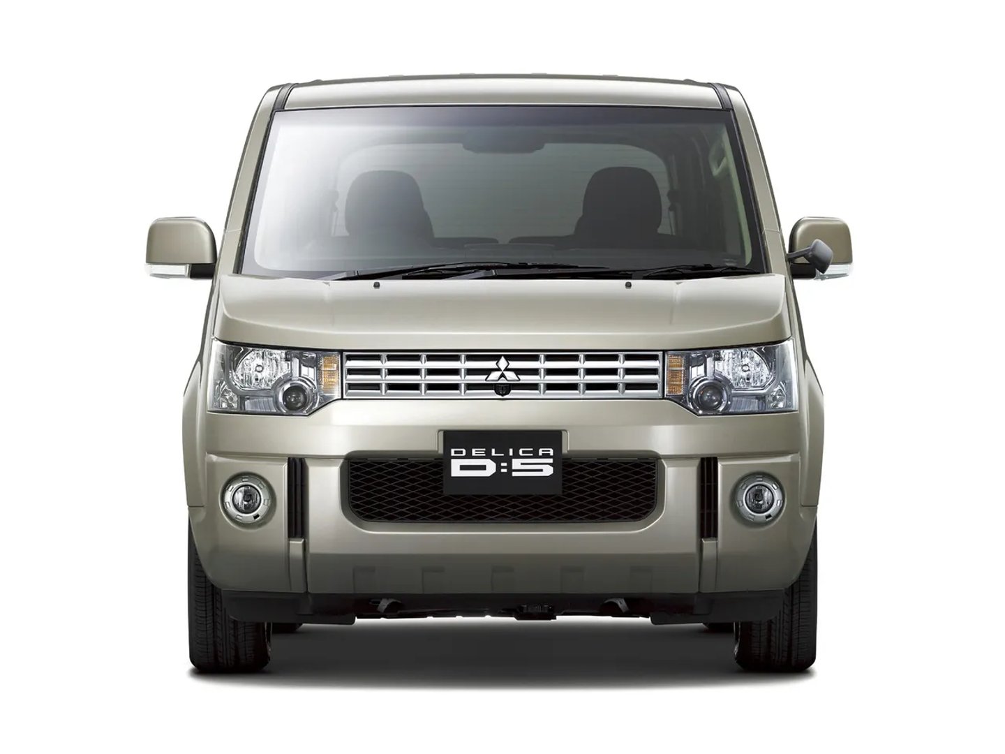 Mitsubishi_Delica_5_generation__Minivan__5.jpg