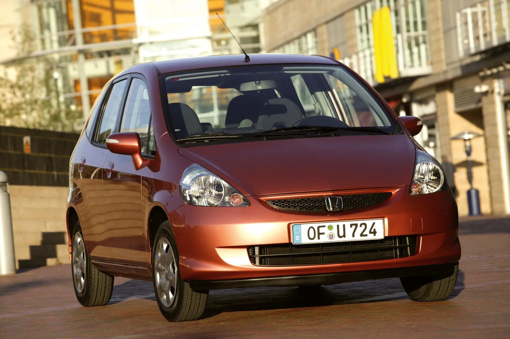 Honda_Jazz_1_generation_restyling__Mini_5-doors__10.jpg