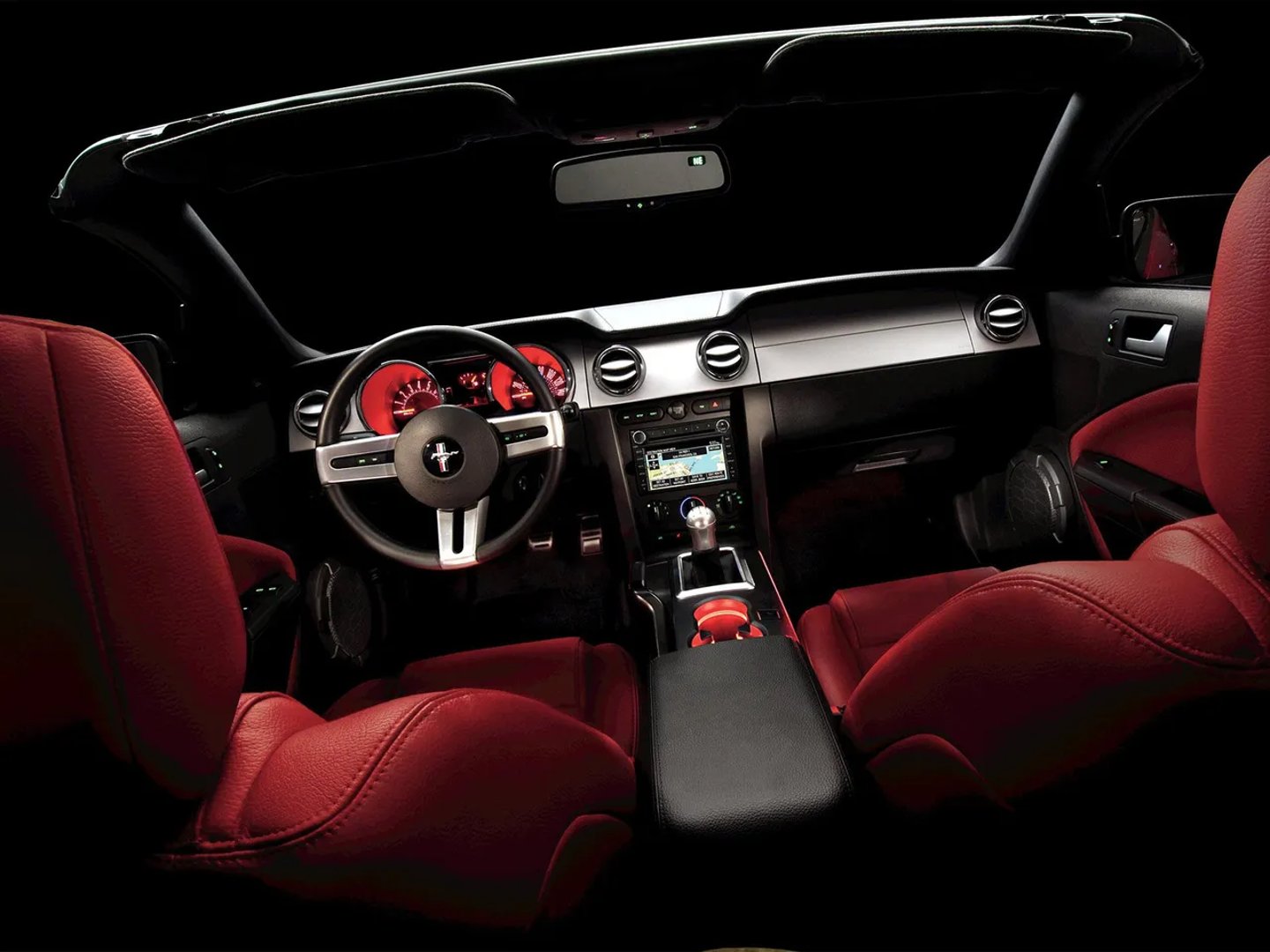 Ford_Mustang_5_generation__Cabrio__12.jpg