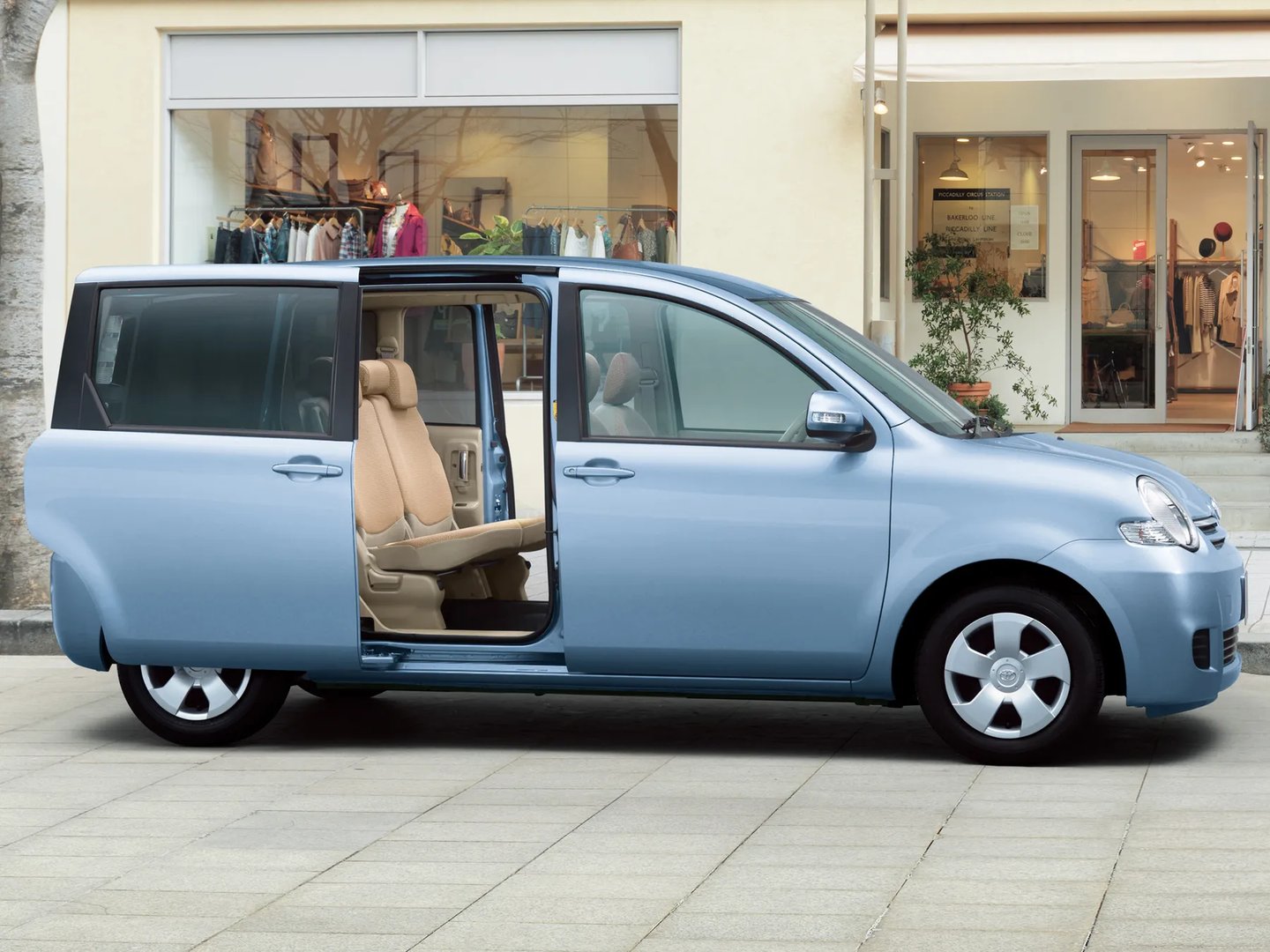 Toyota_Sienta_1_generation_restyling_2__Compact_Van__3.jpg