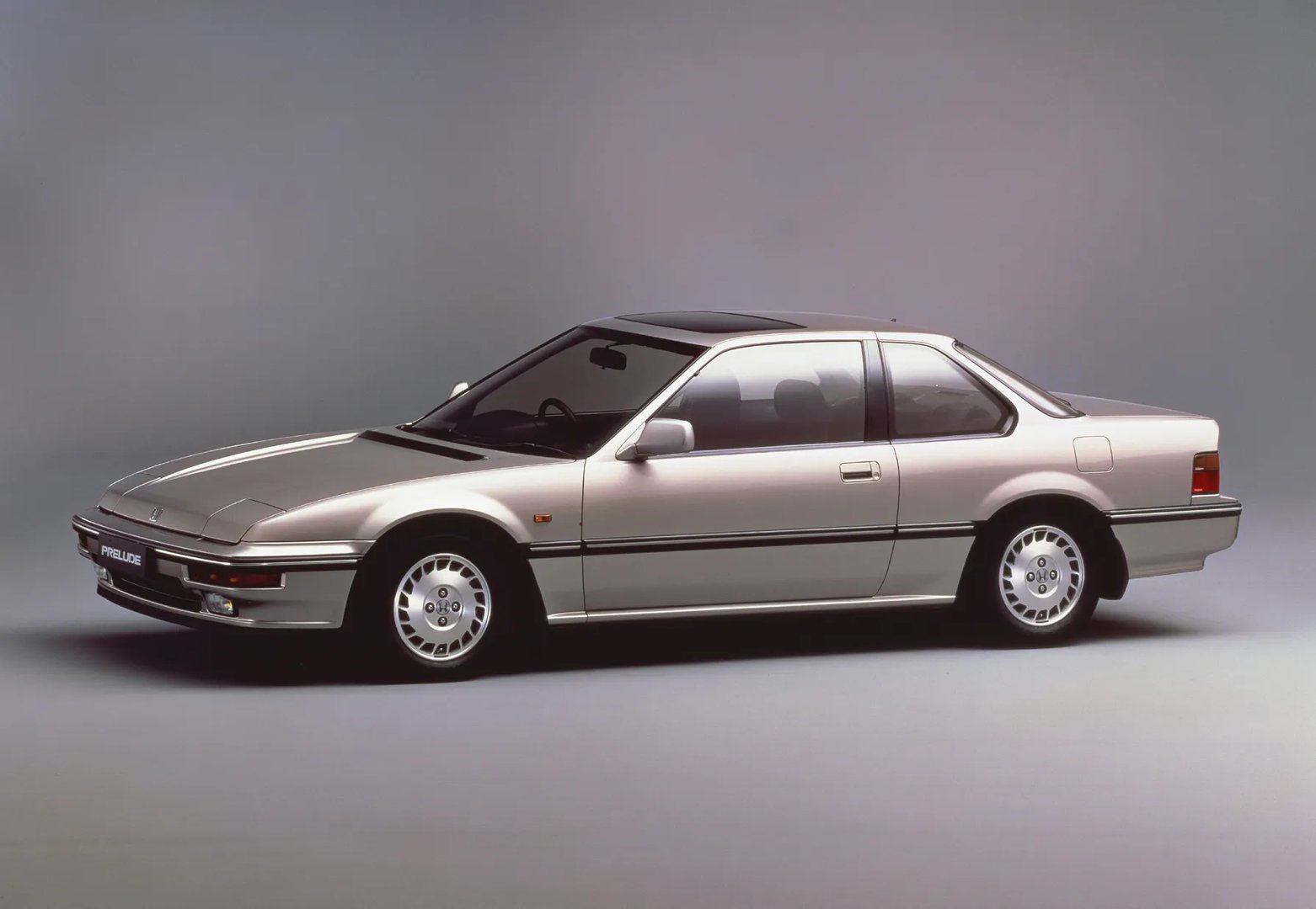 Honda_Prelude_3_generation__Coupe__5.jpg