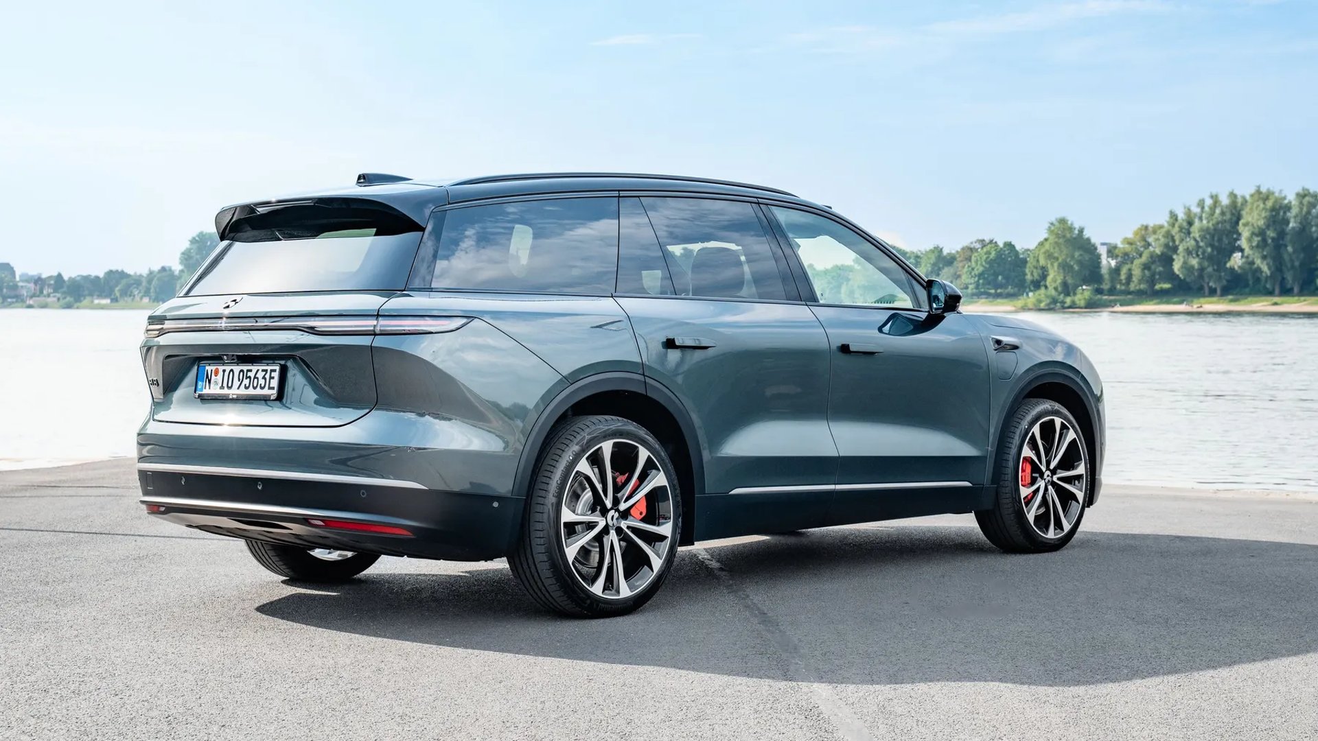 nio_EL8_1_generation__SUV_5-doors__3.jpg