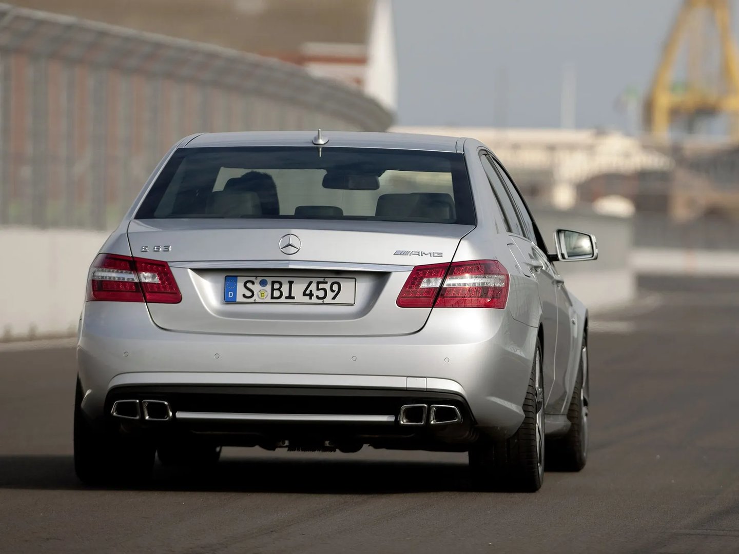 Mercedes_E-Class_AMG_4_generation__Sedan__13.jpg