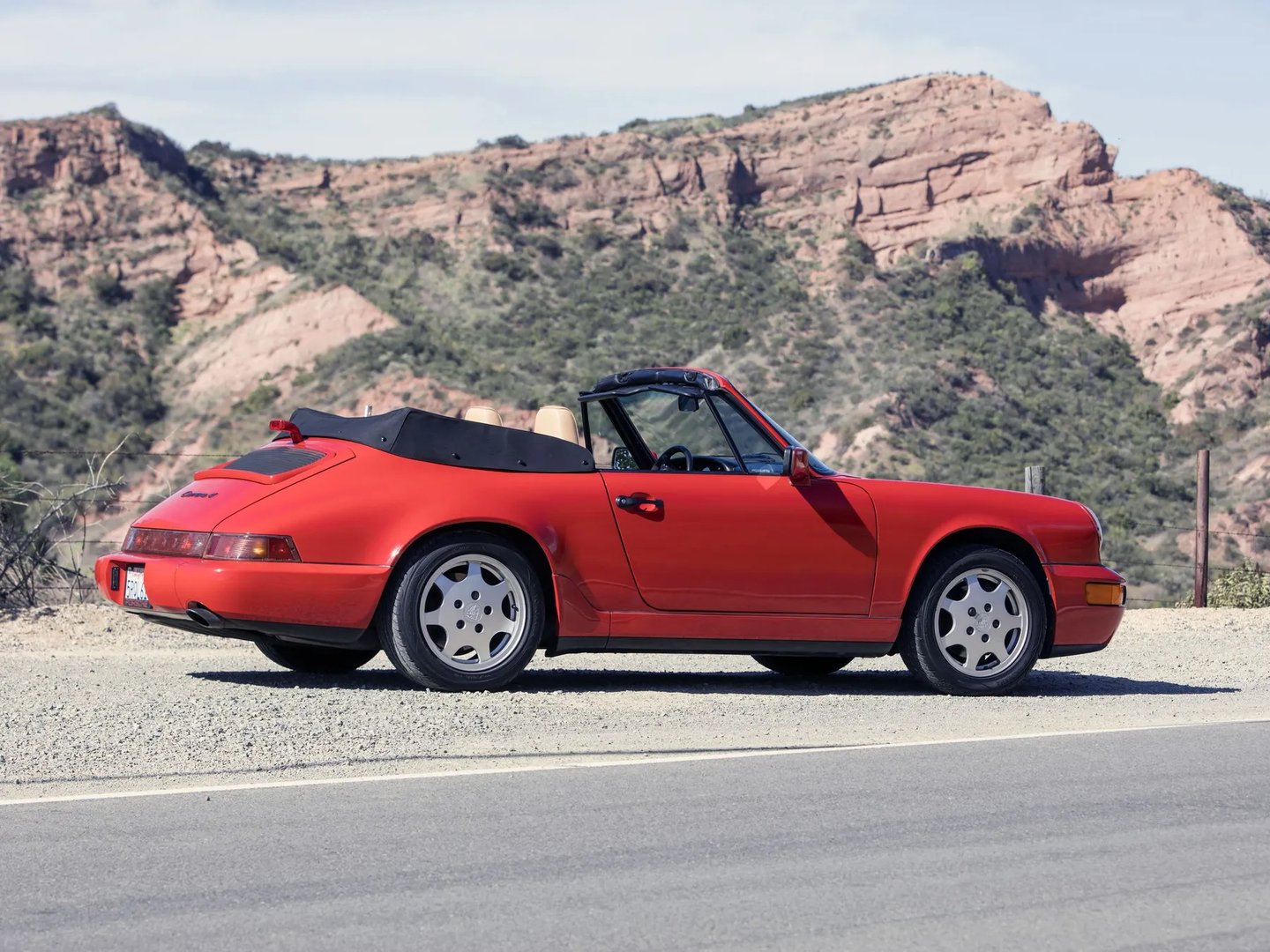 Porsche_911_3_generation__Cabrio__12.jpg