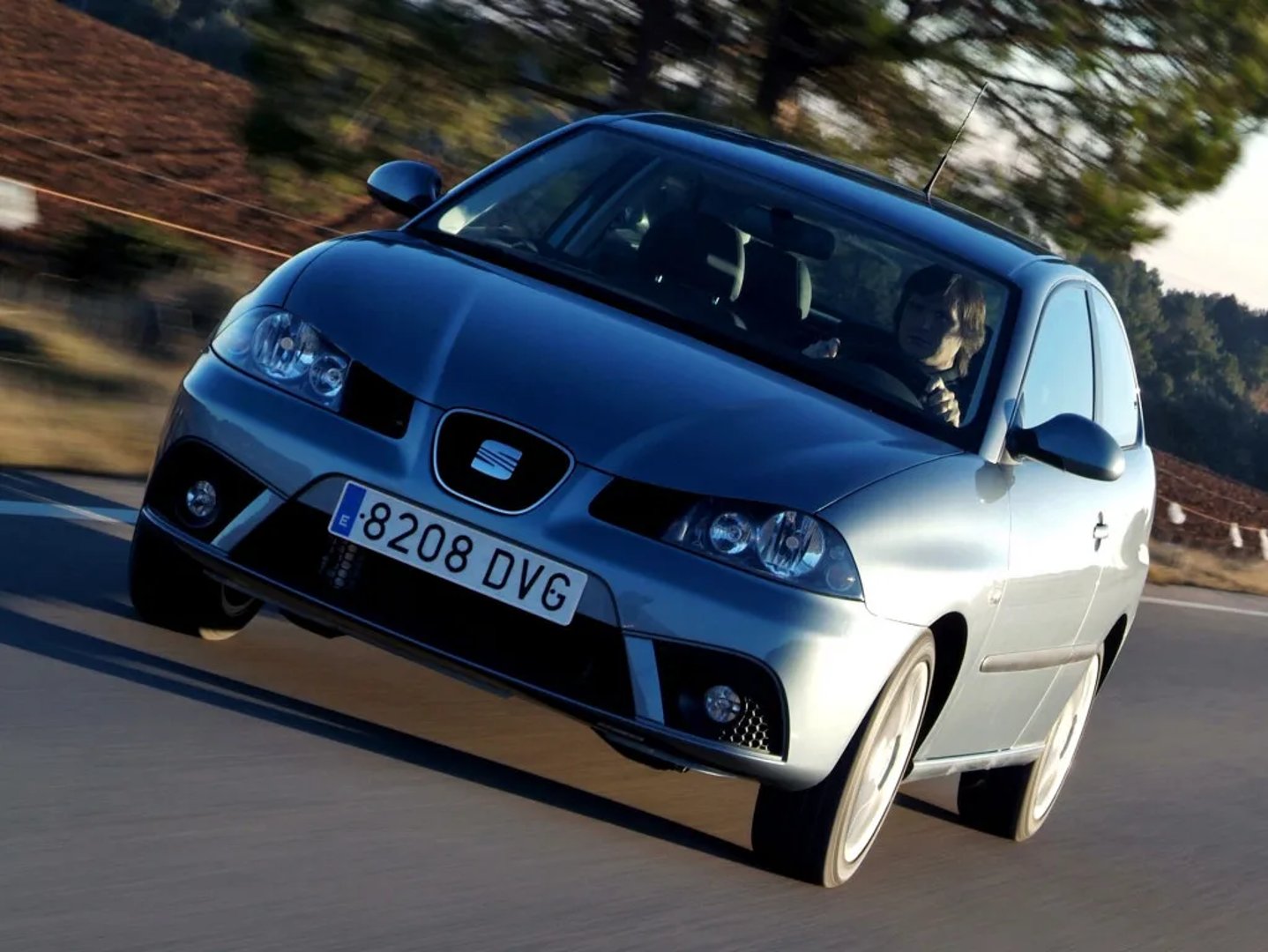 SEAT_Ibiza_3_generation_restyling__Mini_3-doors__6.jpg