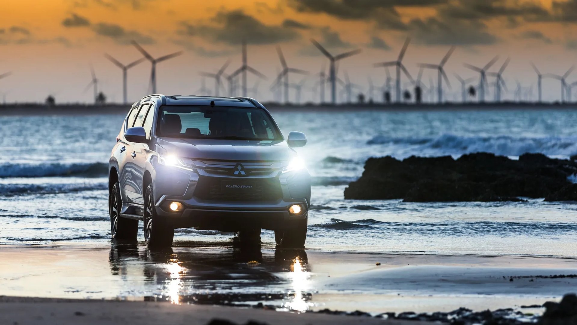 Mitsubishi_Pajero_Sport_3_generation__SUV_5-doors__13.jpg