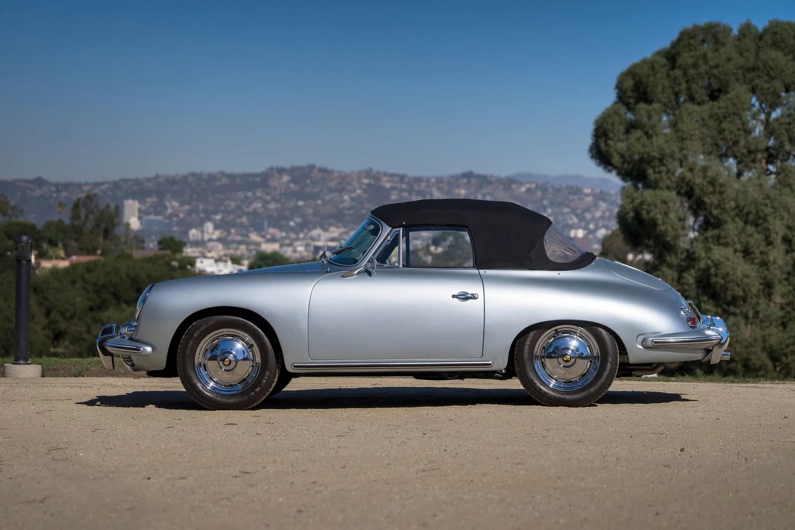 Porsche_356_3_generation__Cabrio__6.jpg