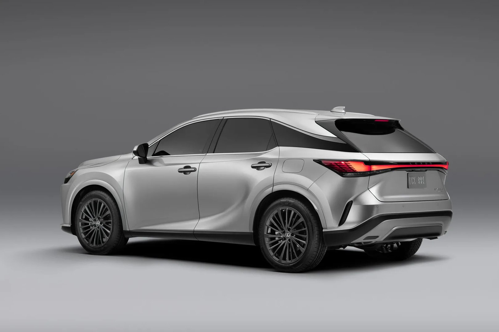 Lexus_RX_5_generation__SUV_5-doors__1.jpg
