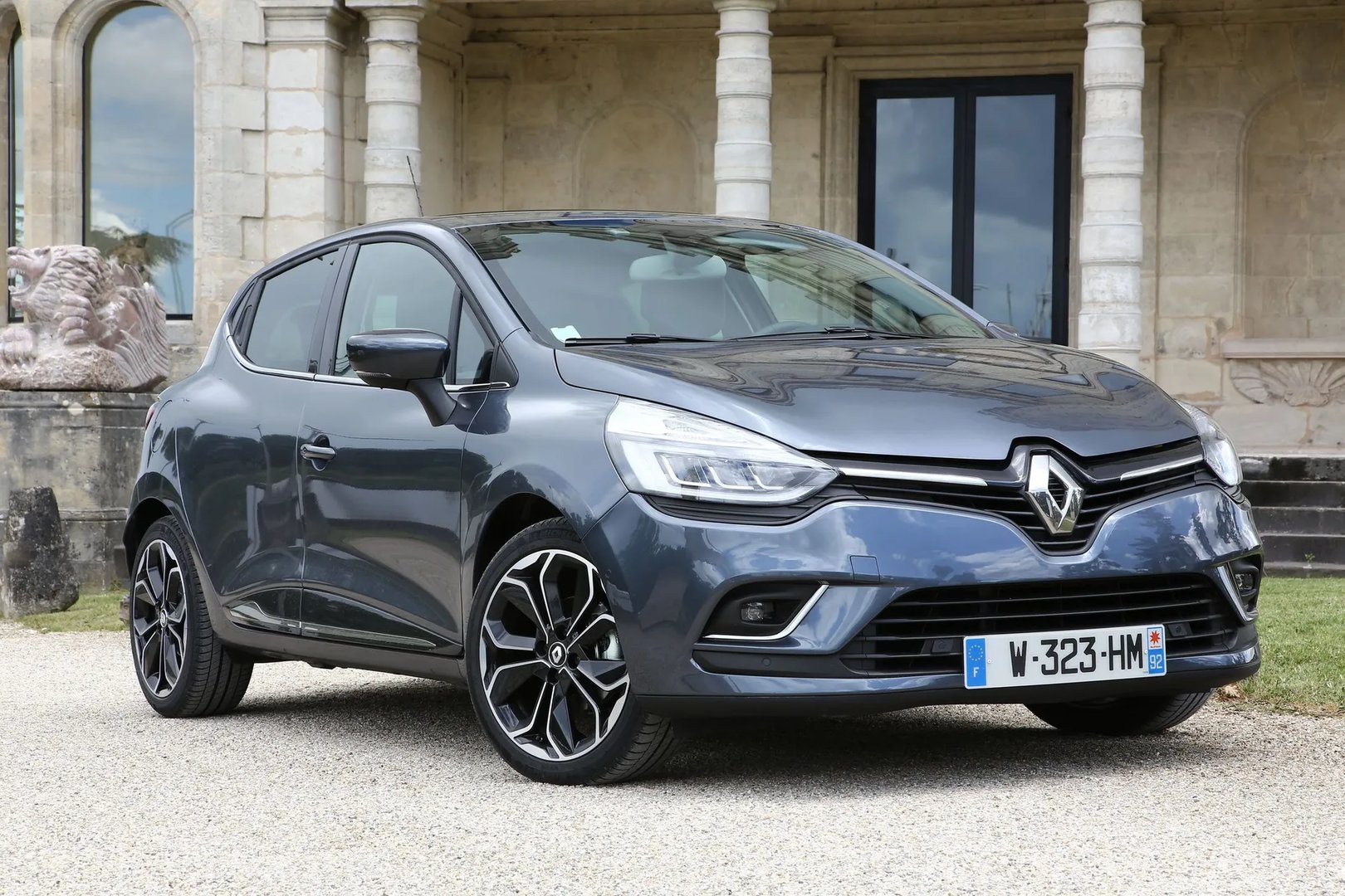 4 generation, restyling 