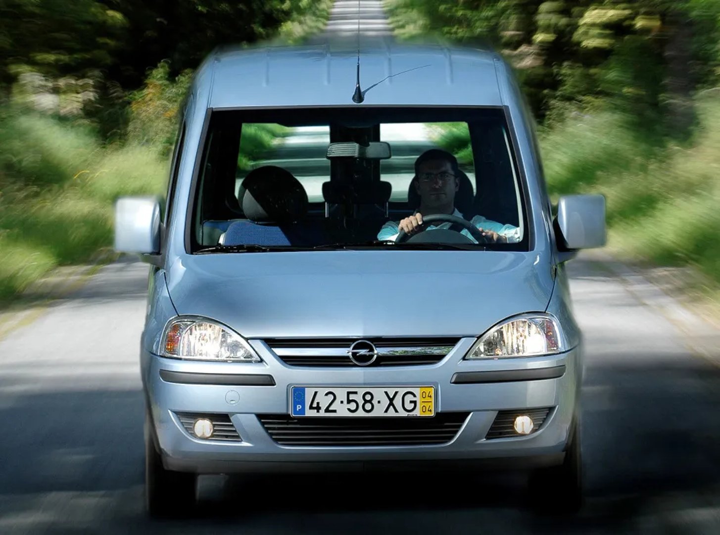 Opel_Combo_3_generation_restyling__Compact_Van__6.jpg