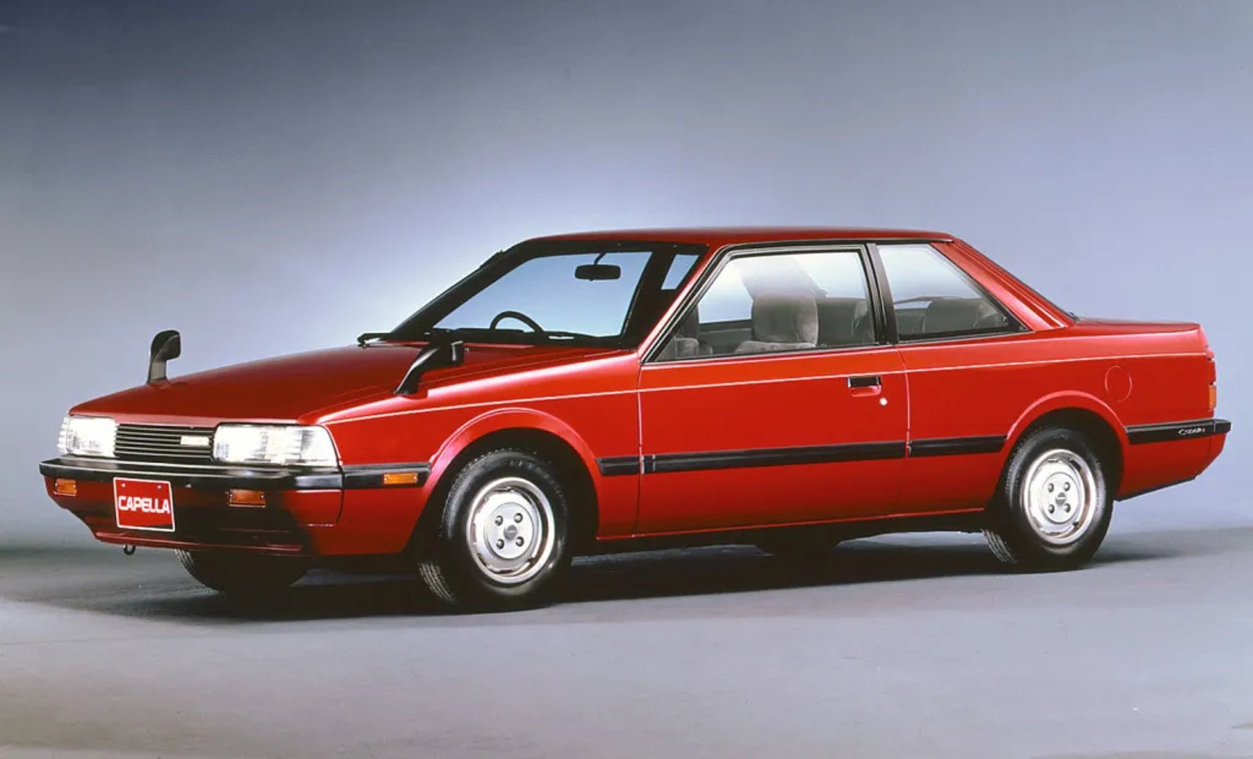 Mazda_Capella_3_generation__Coupe__1.jpg