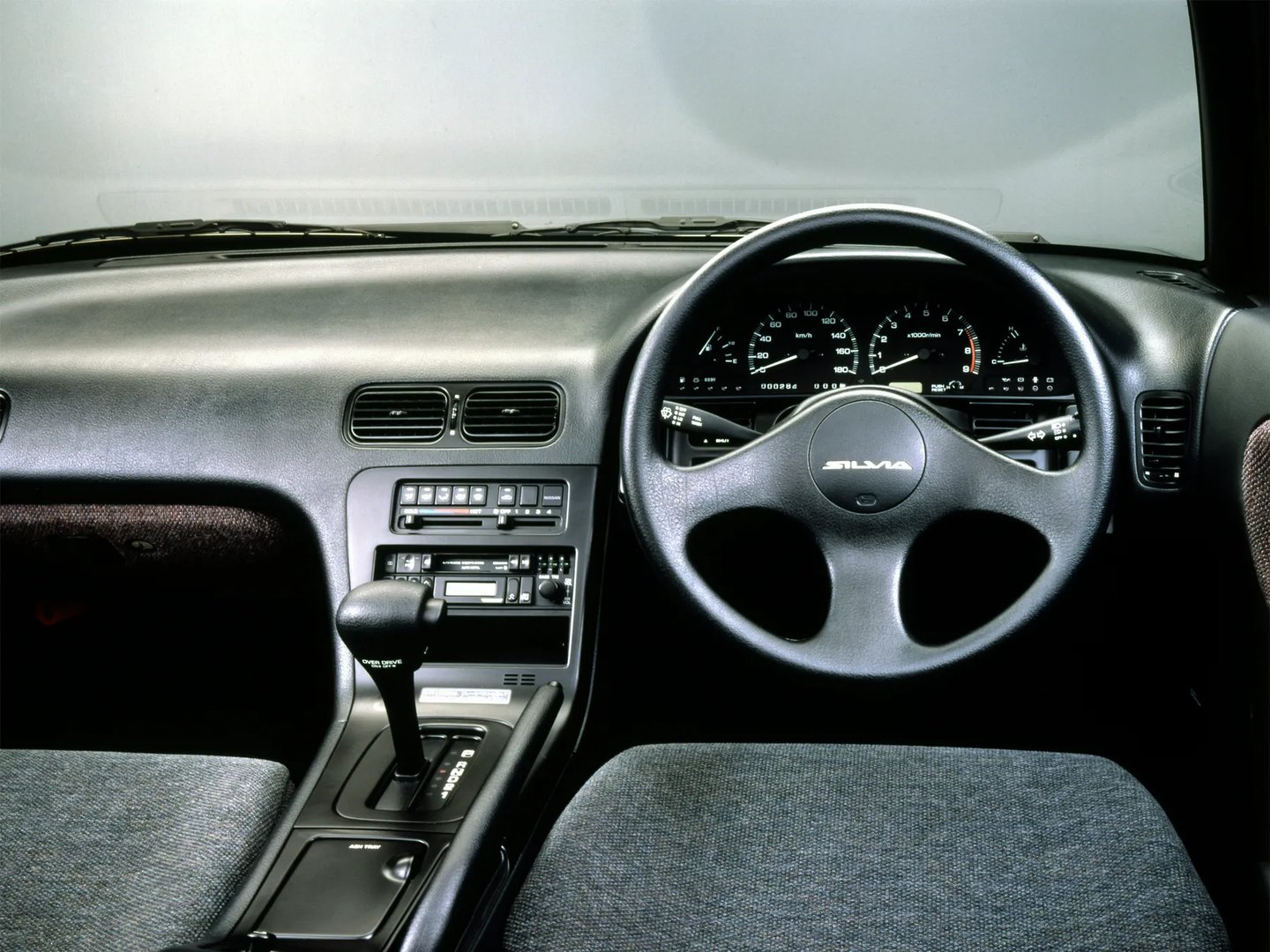 Nissan_Silvia_5_generation__Coupe__11.jpg