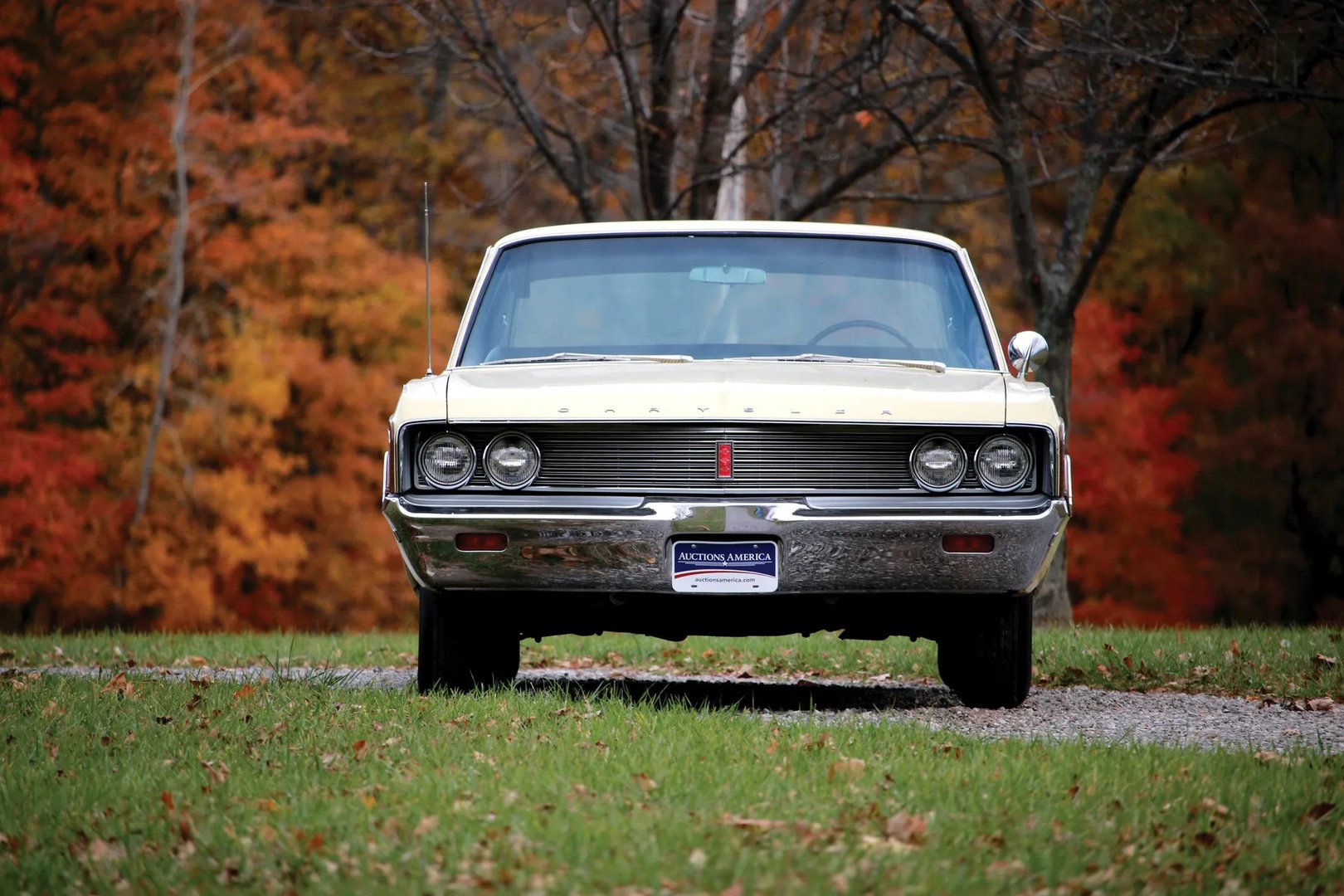 Chrysler_Newport_4_generation__Coupe_Hardtop__3.jpg