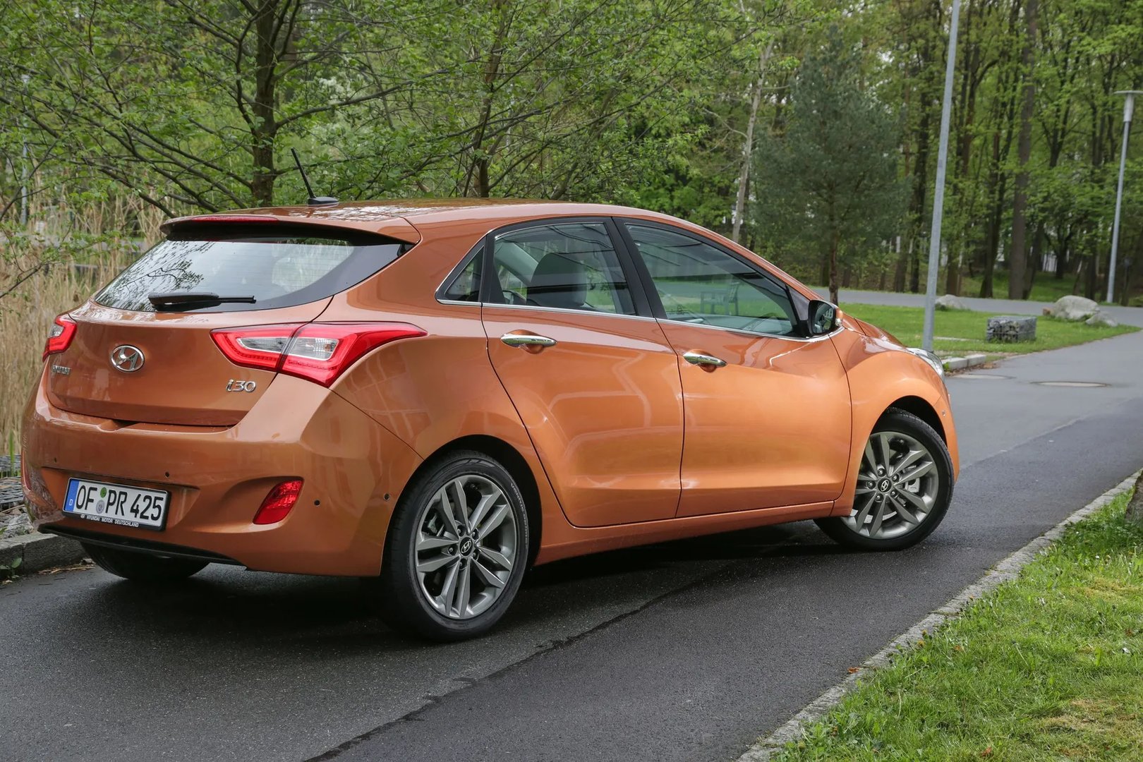 Hyundai_i30_2_generation_restyling__Hatchback_5-door__11.jpg