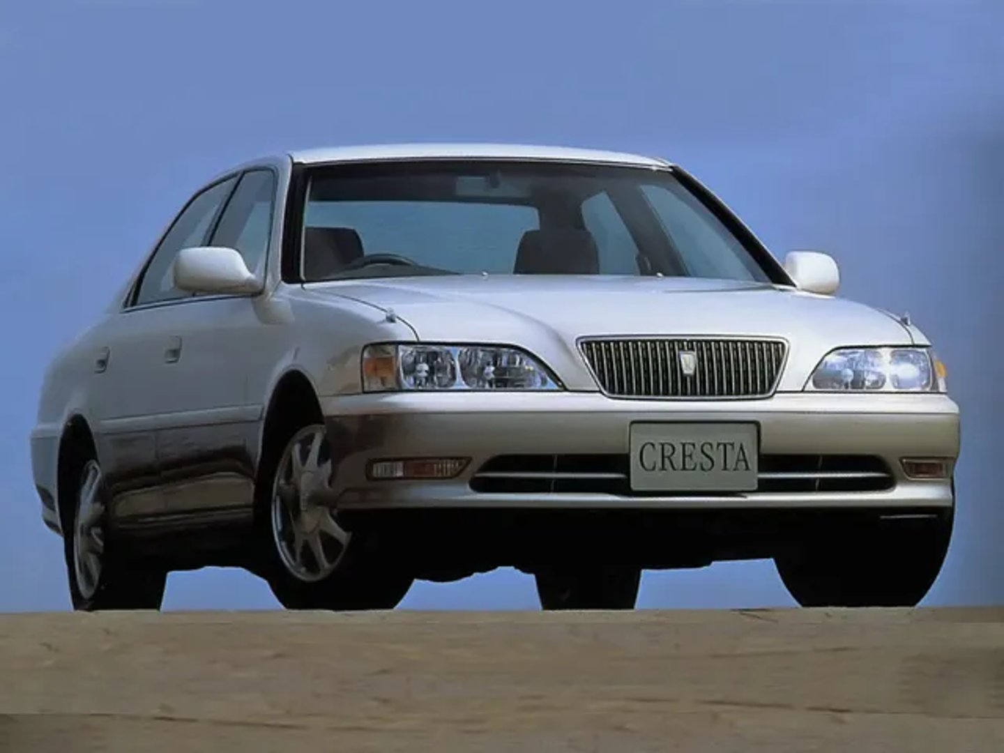Toyota_Cresta_5_generation__Sedan__1.jpg
