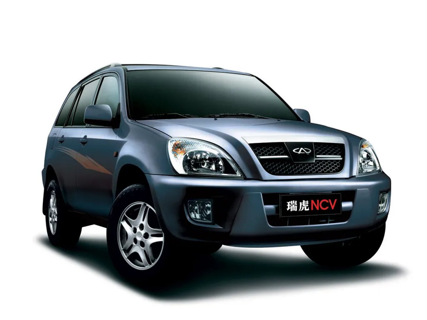 Chery_Tiggo_(T11)_1_generation__SUV_5-doors__1.jpg
