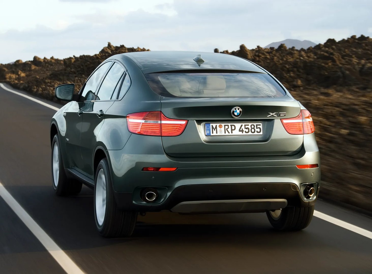 BMW_X6_1_generation__SUV_5-doors__13.jpg