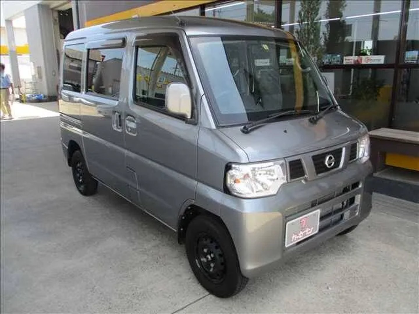 Nissan_NV100_Clipper_1_generation_restyling_2__Microvan__4.jpg