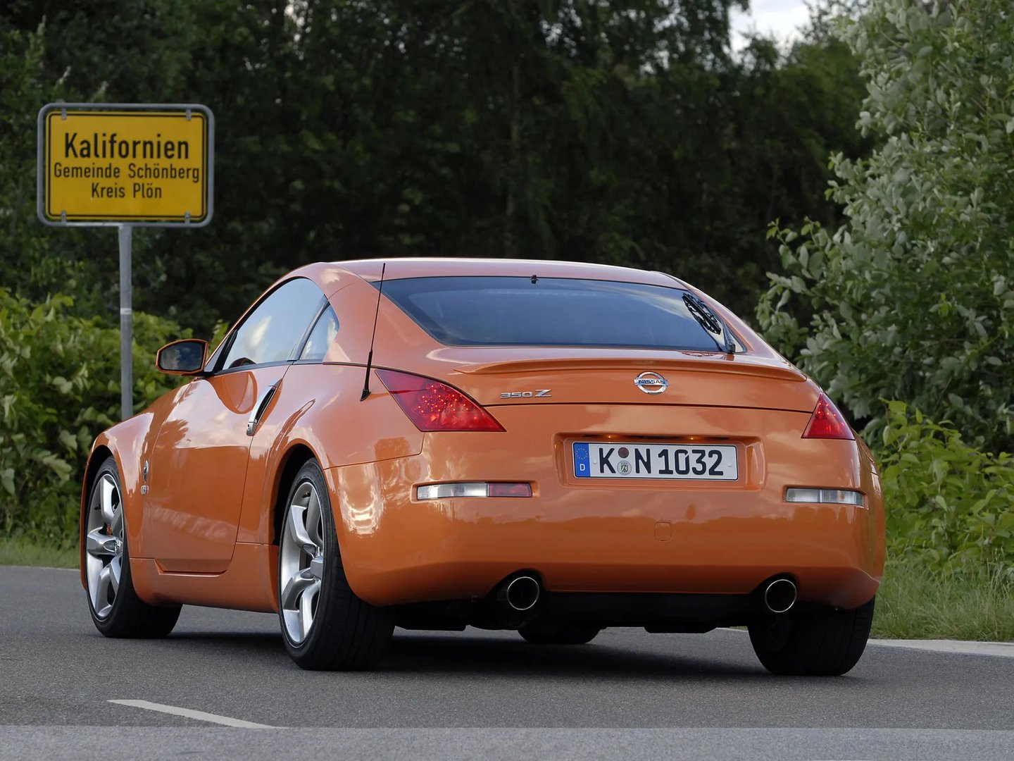 Nissan_350Z_1_generation_restyling__Coupe__11.jpg