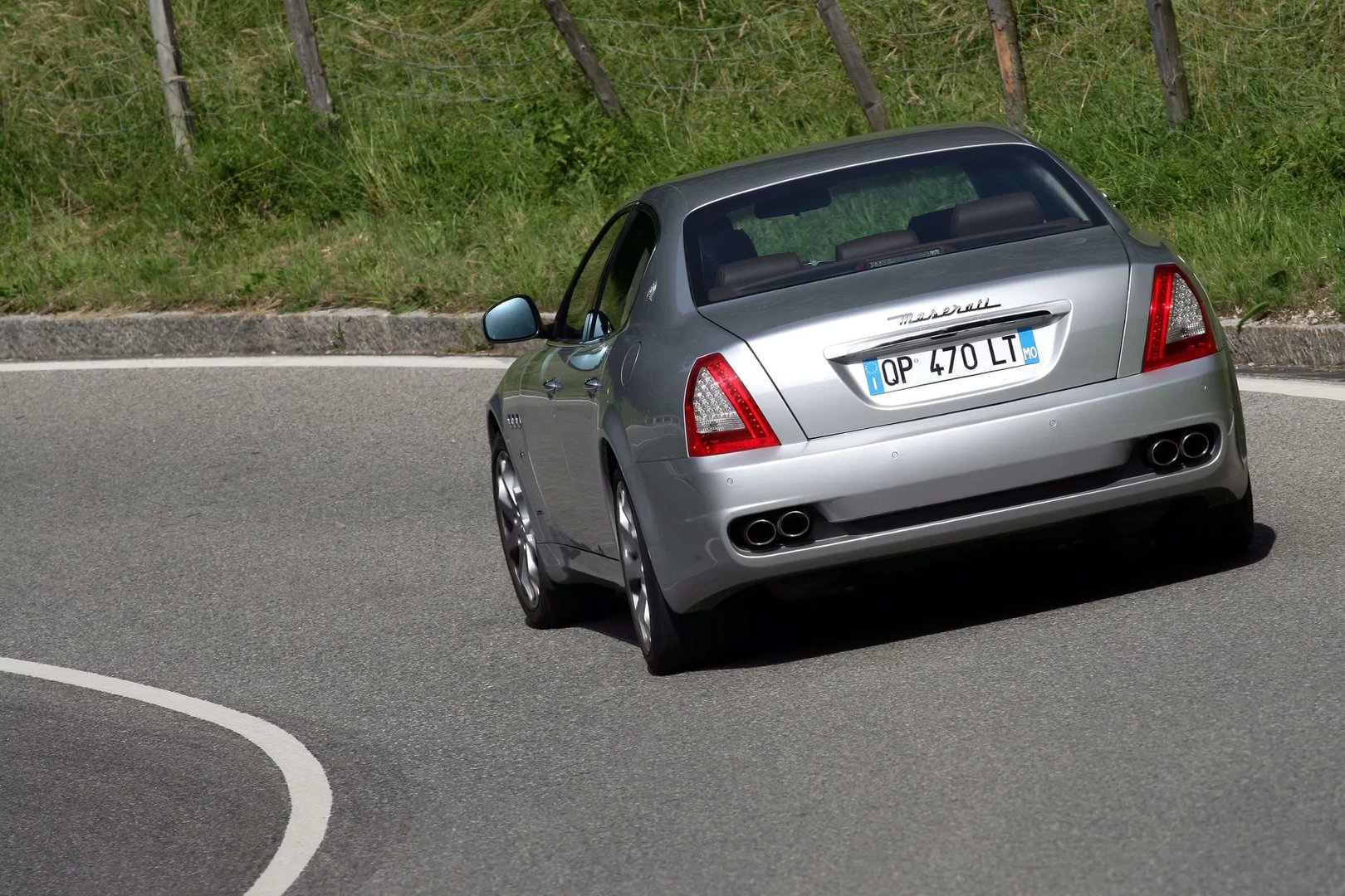 Maserati_Quattroporte_5_generation_restyling__Sedan__12.jpg