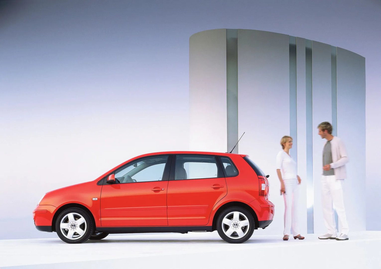 Volkswagen_Polo_4_generation__Mini_5-doors__4.jpg