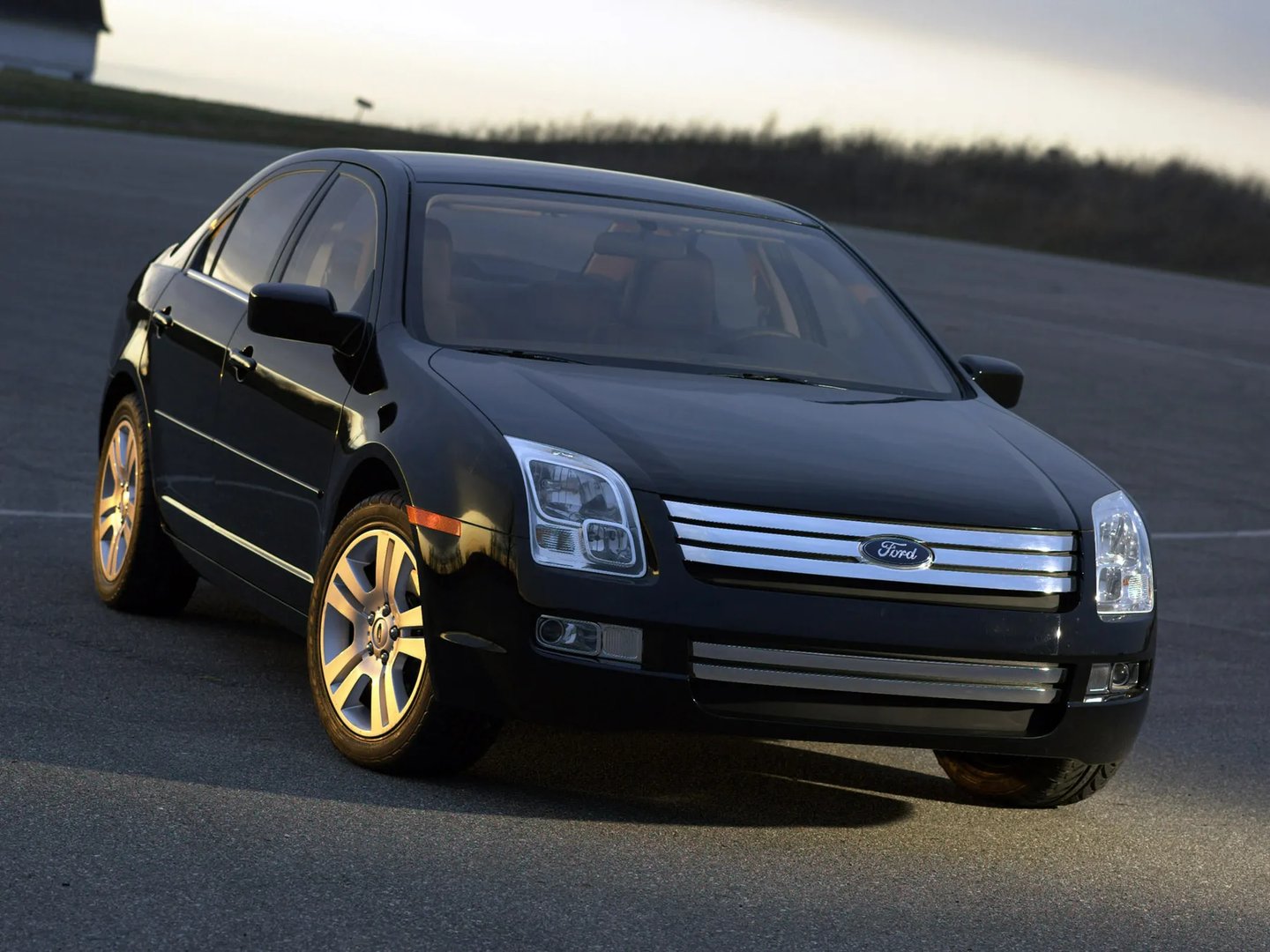 Ford_Fusion_(USA)_1_generation__Sedan__8.jpg