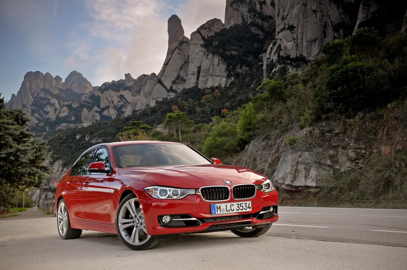F30  Sedan