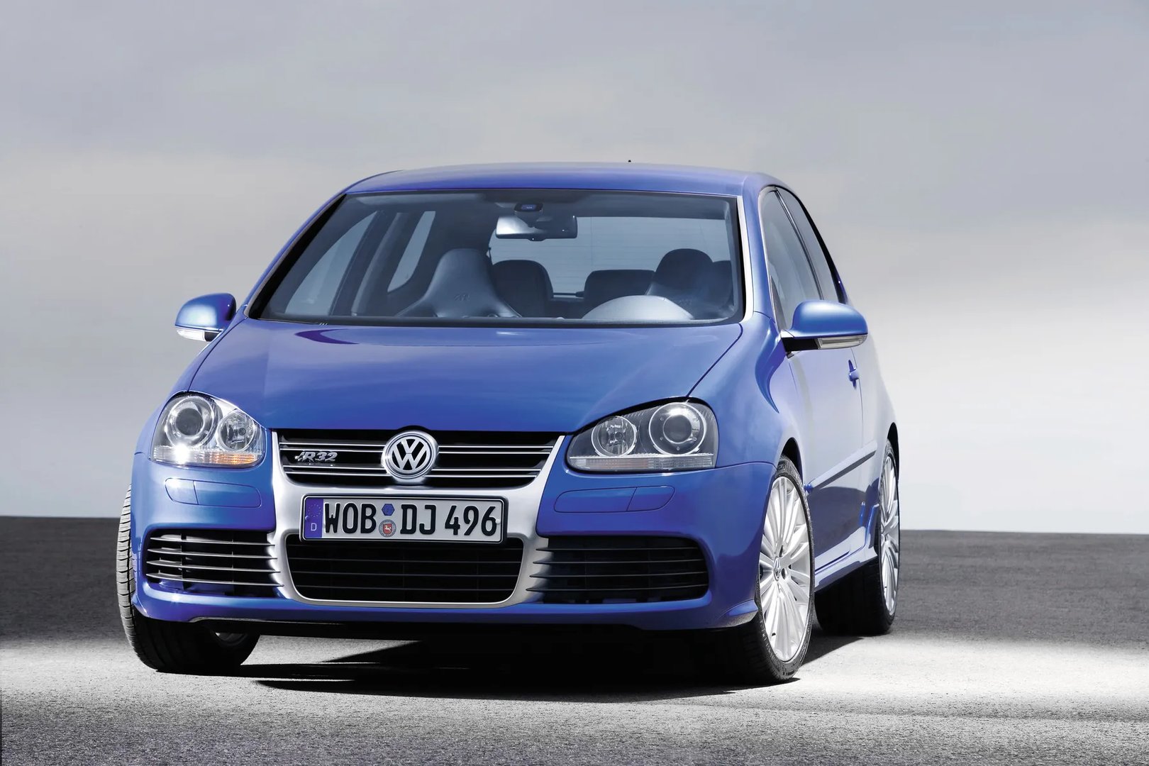 —  Hatchback 3-door