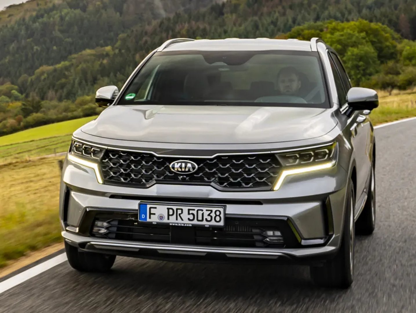 Kia_Sorento_4_generation__SUV_5-doors__12.jpg