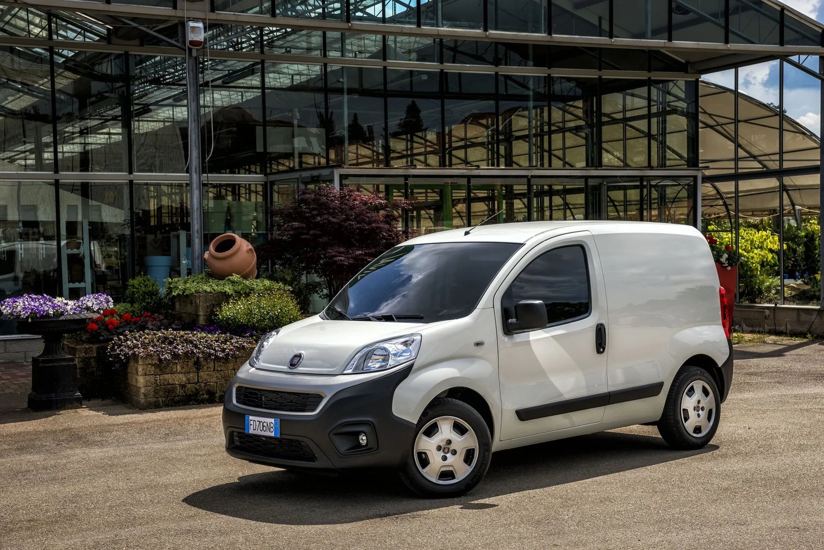 3 generation, restyling 1 