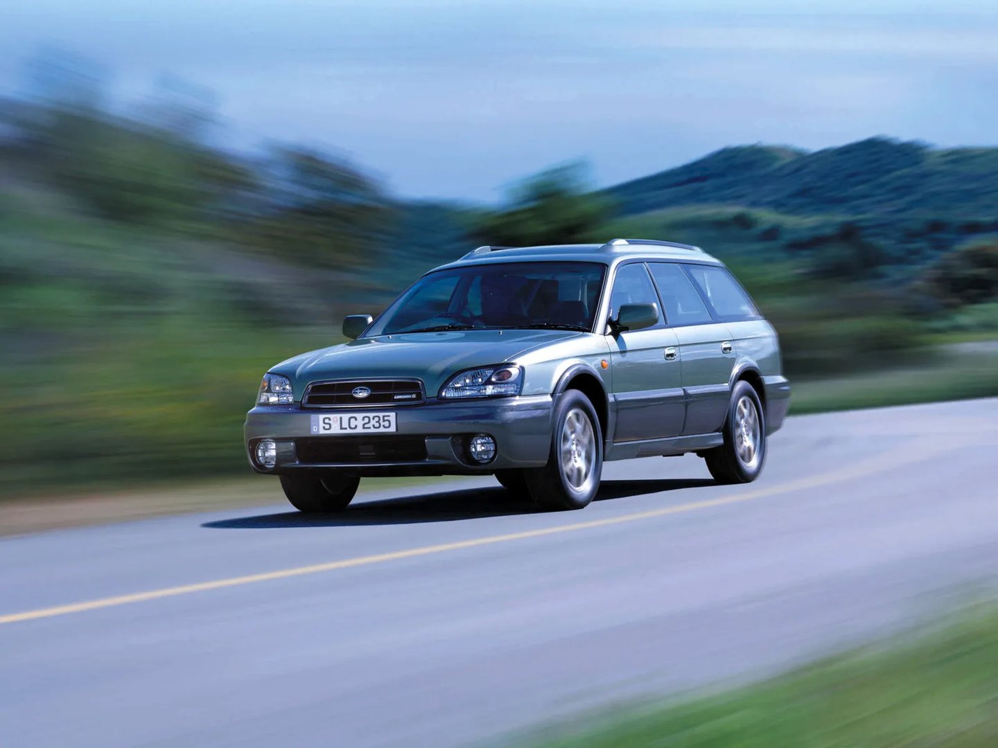 Subaru_Legacy_Lancaster_2_generation_restyling__Estate_5-door__3.jpg