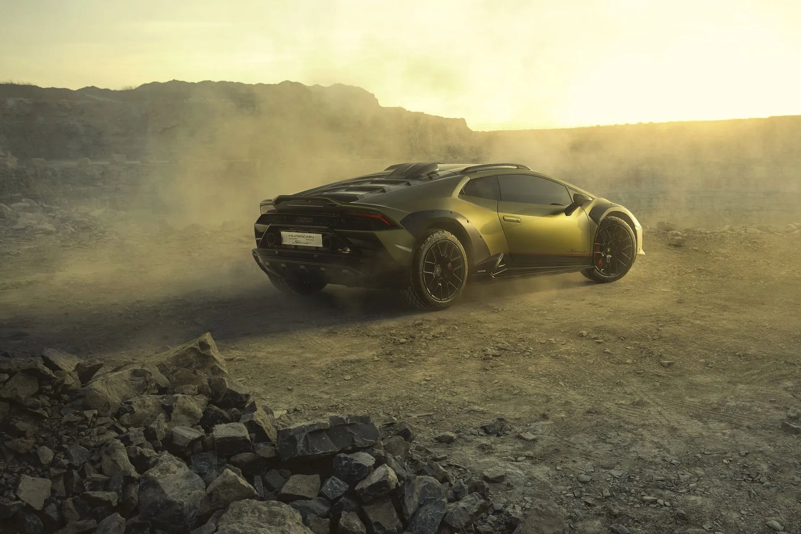 Lamborghini_Huracan_Sterrato_1_generation__Coupe__3.jpg