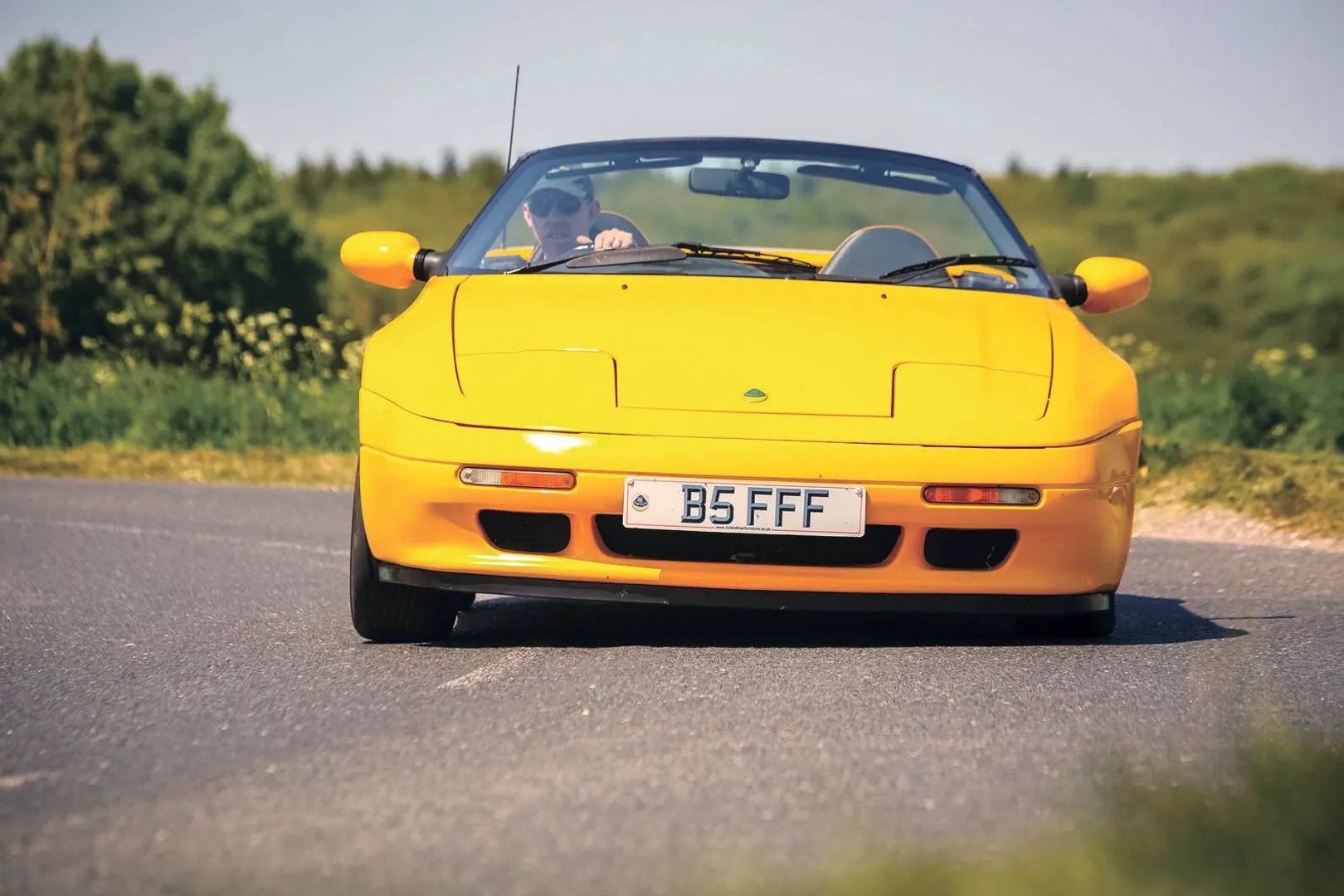 Lotus_Elan_1_generation__Cabrio__10.jpg