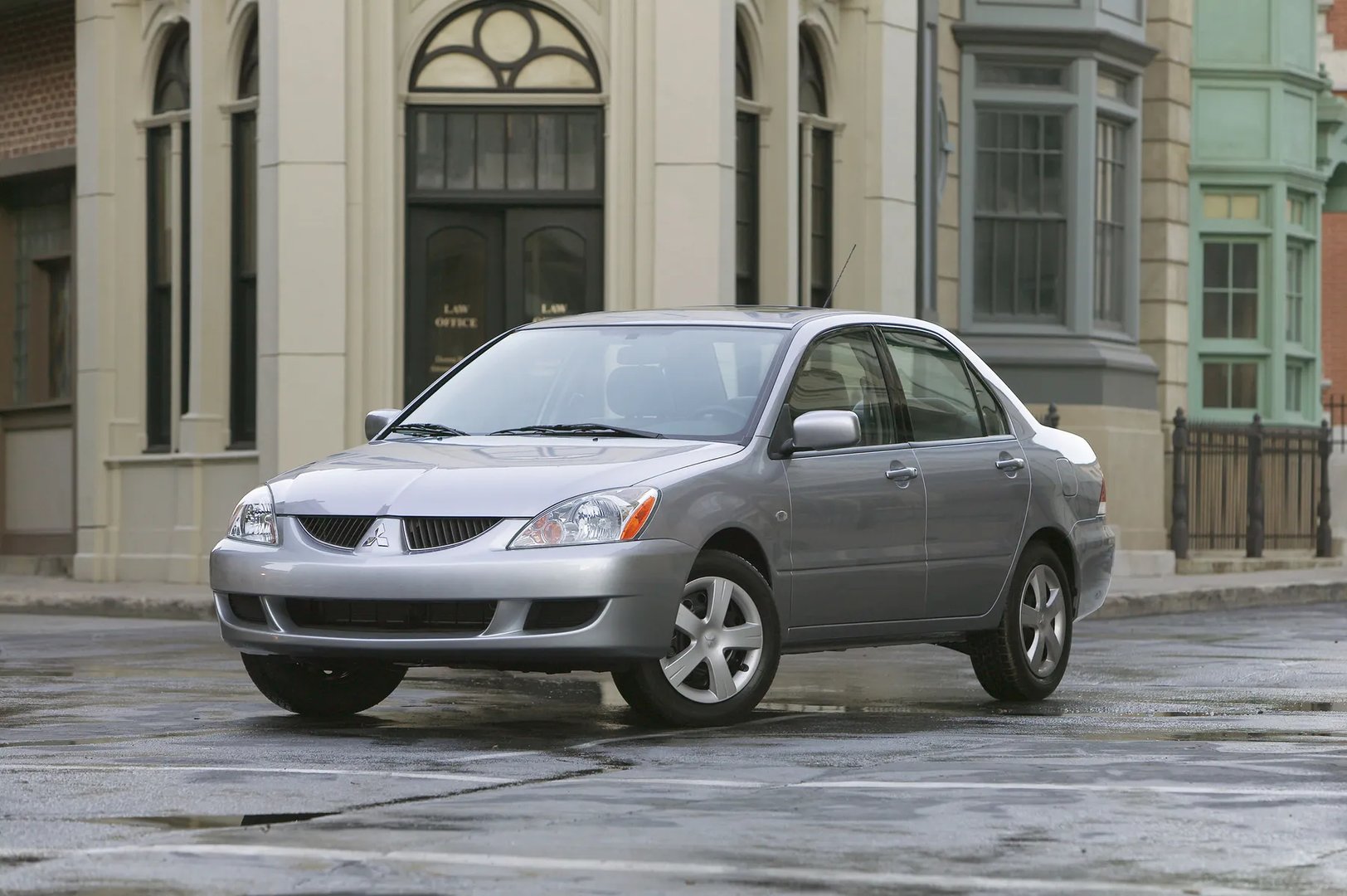 Mitsubishi Lancer 9 generation  Sedan