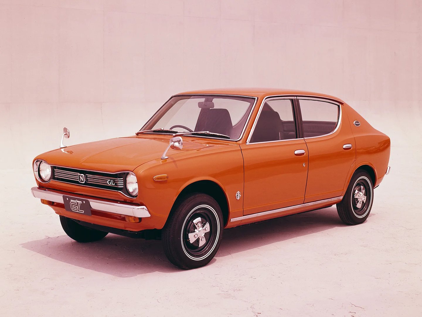 Nissan_Cherry_1_generation__Sedan__4.jpg