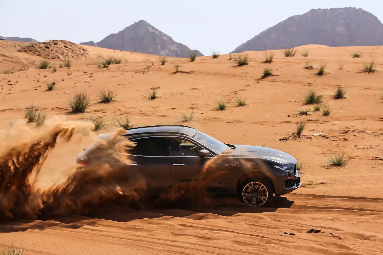 Maserati_Levante_1_generation__SUV_5-doors__13.jpg