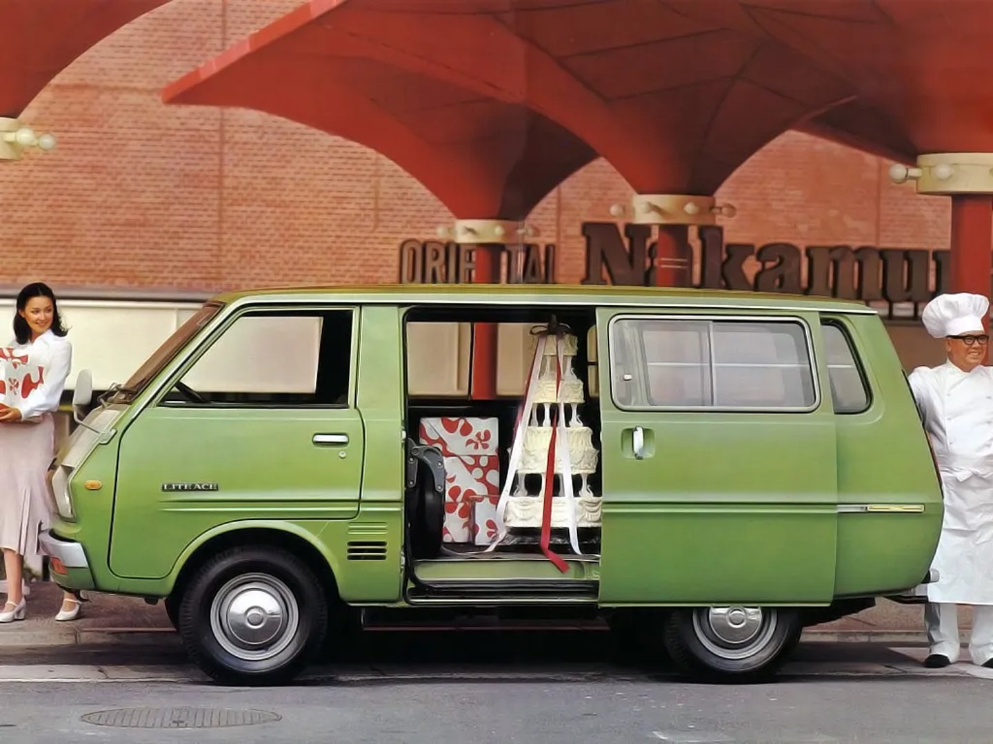 Toyota_Lite_Ace_1_generation__Minivan__2.jpg