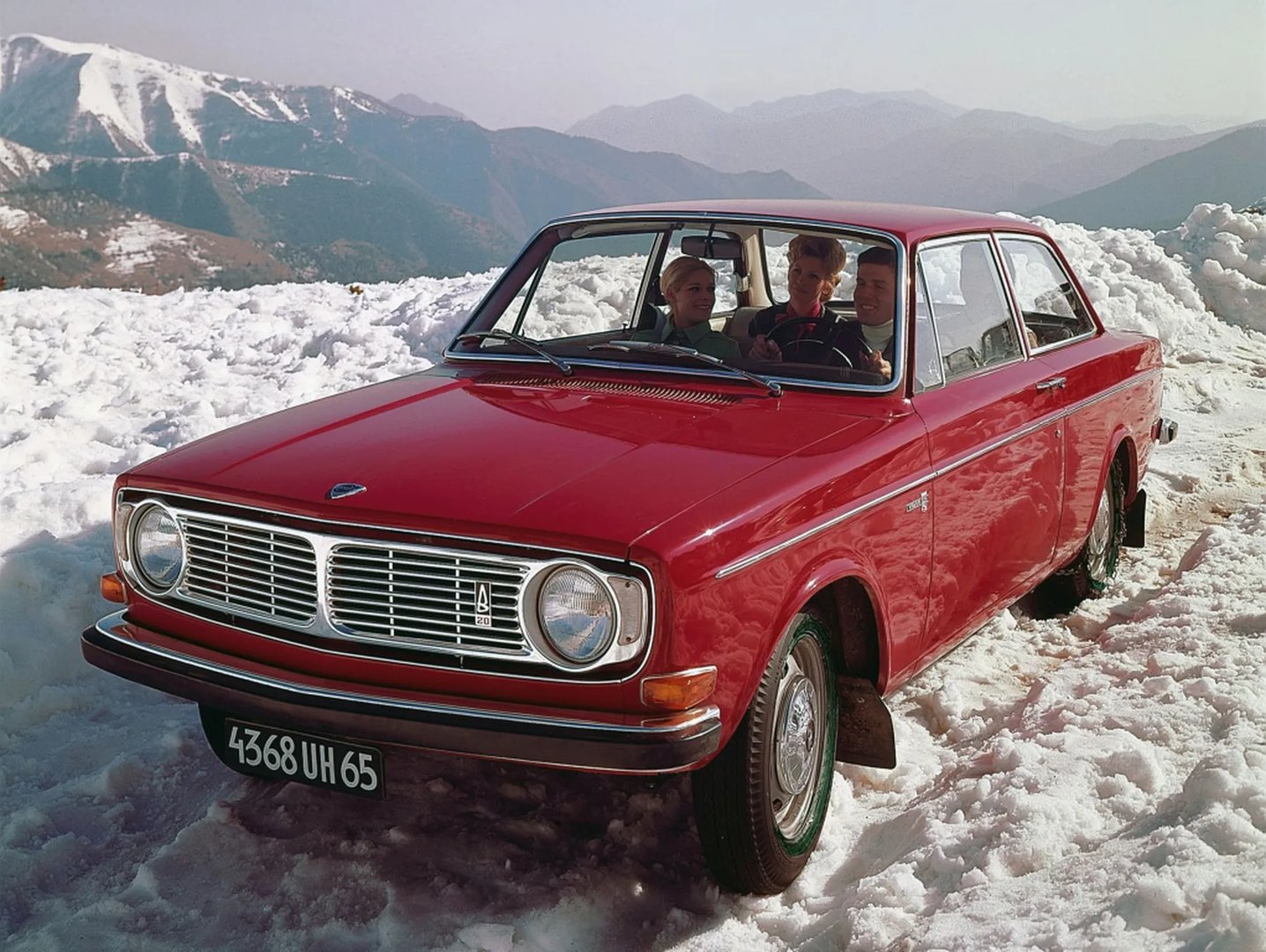 Volvo 140 Series 1 generation  Sedan 2-doors