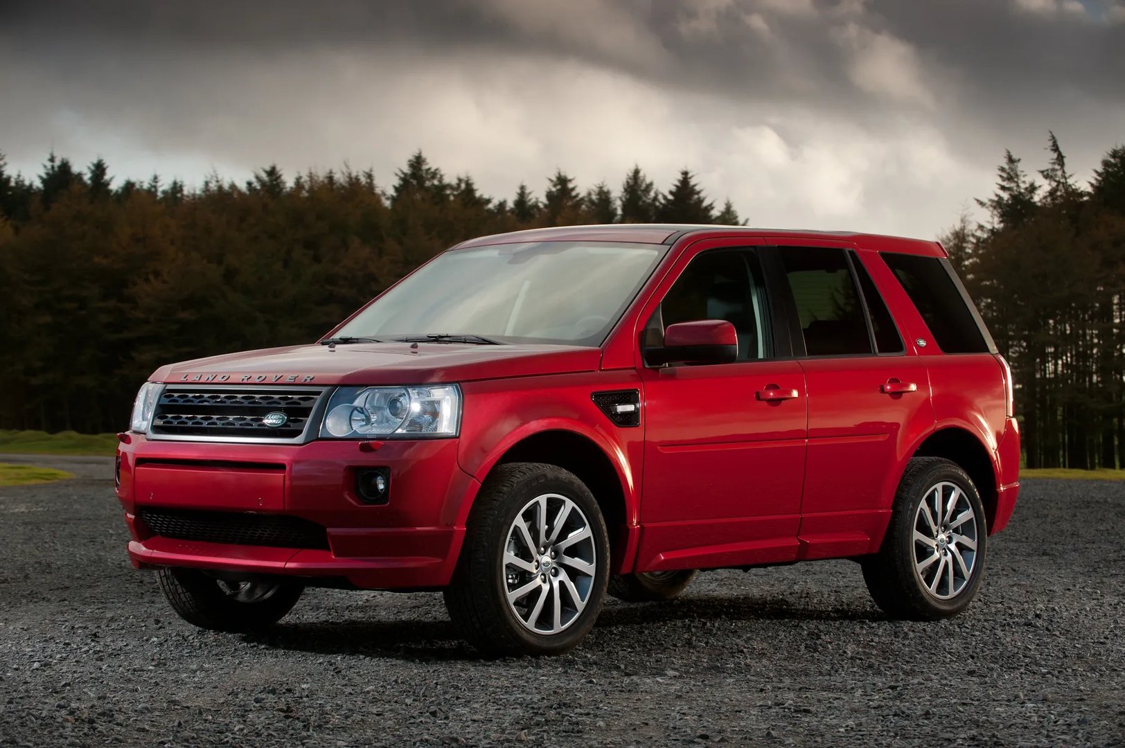 Land Rover_Freelander_2_generation_restyling__SUV_5-doors__4.jpg