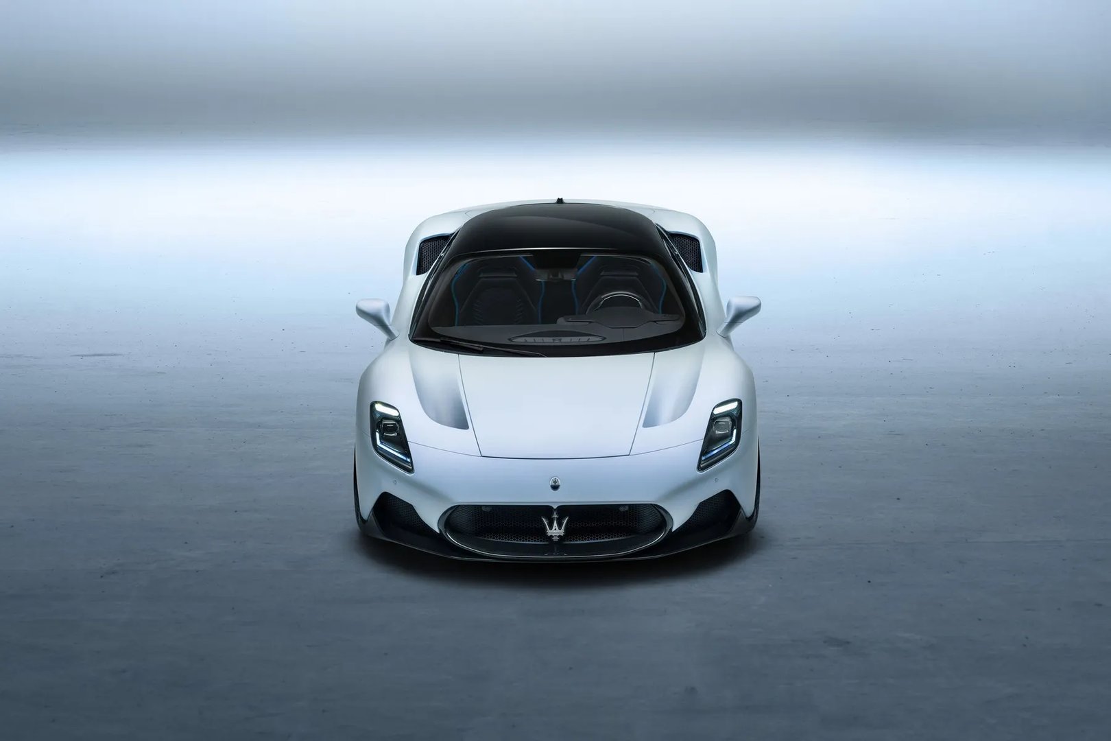 Maserati_MC20_1_generation__Coupe__7.jpg
